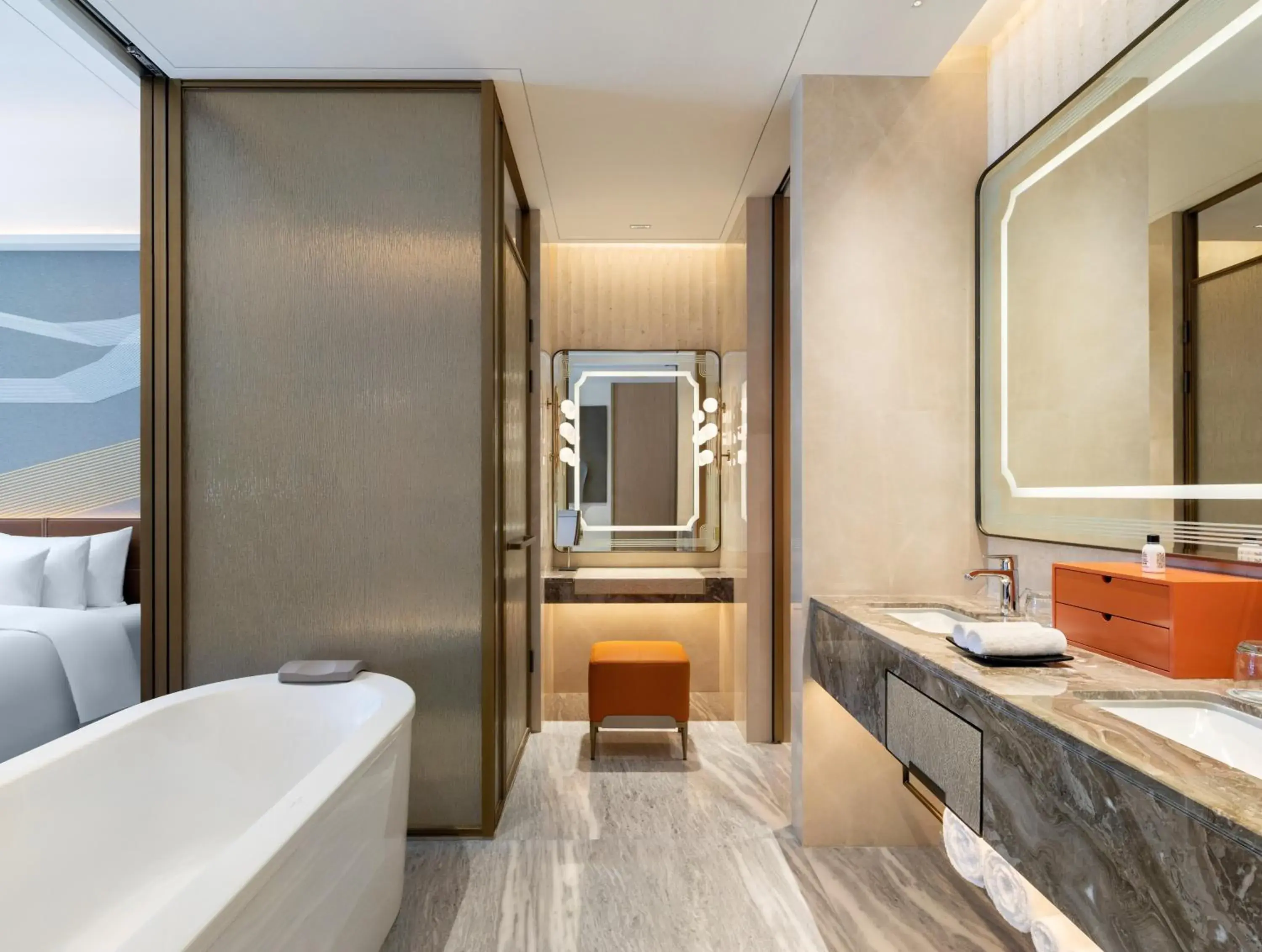 Hot Tub, Bed in Radisson Collection Resort Nanjing Hot Tub, Bed in Radisson Collection Resort Nanjing