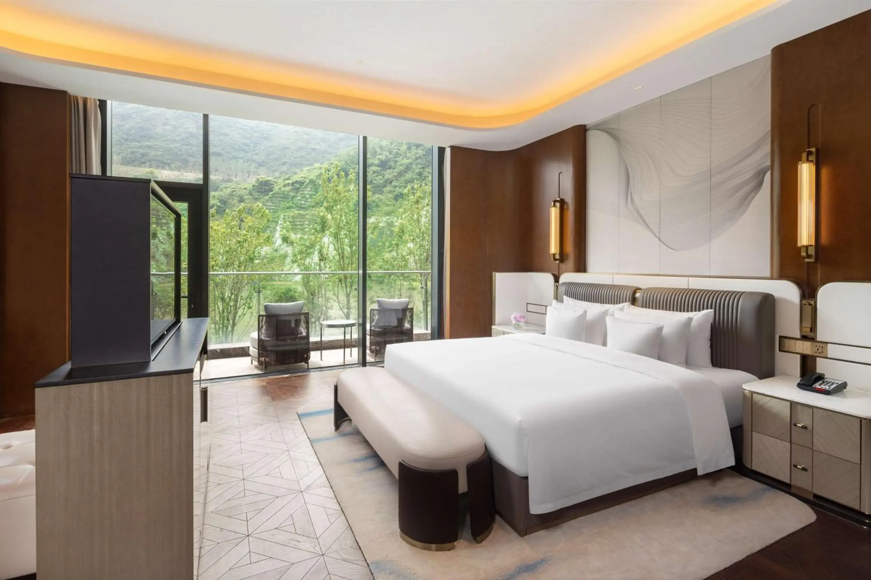 Photo of the whole room, Bed in Radisson Collection Resort Nanjing Photo of the whole room, Bed in Radisson Collection Resort Nanjing