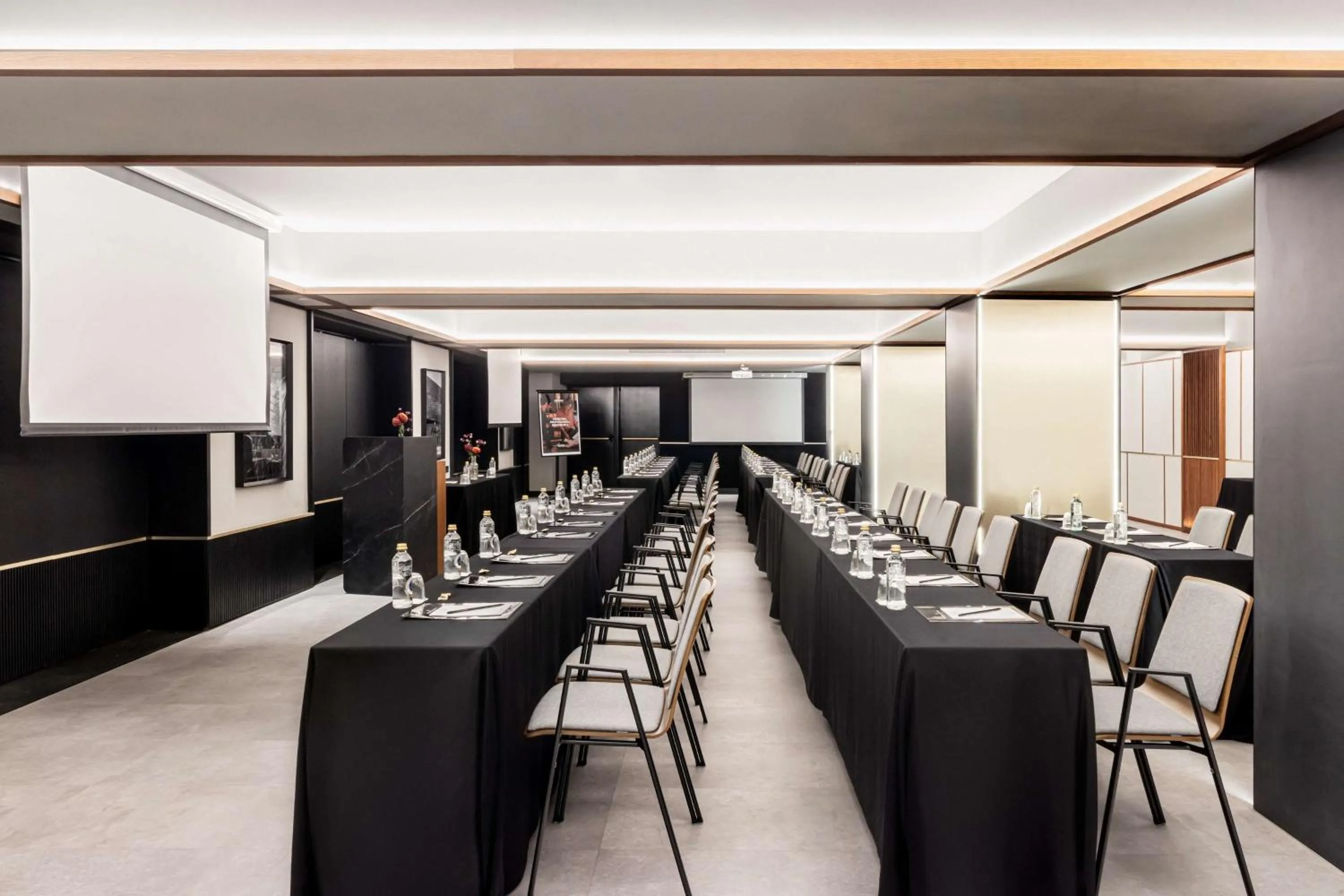 Meeting/conference room in Radisson Collection Bilbao