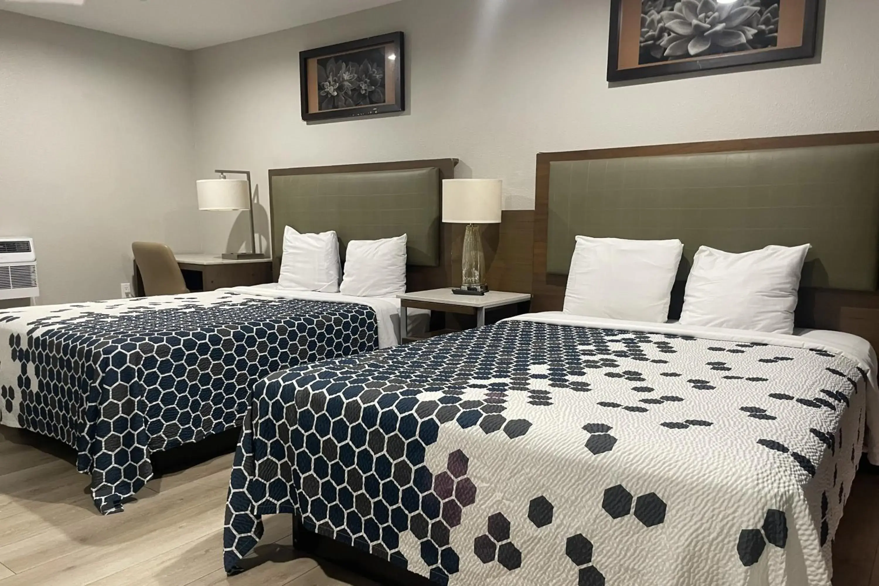 Bedroom, Bed in Big 7 Motel Chula Vista I-5 Bedroom, Bed in Big 7 Motel Chula Vista I-5