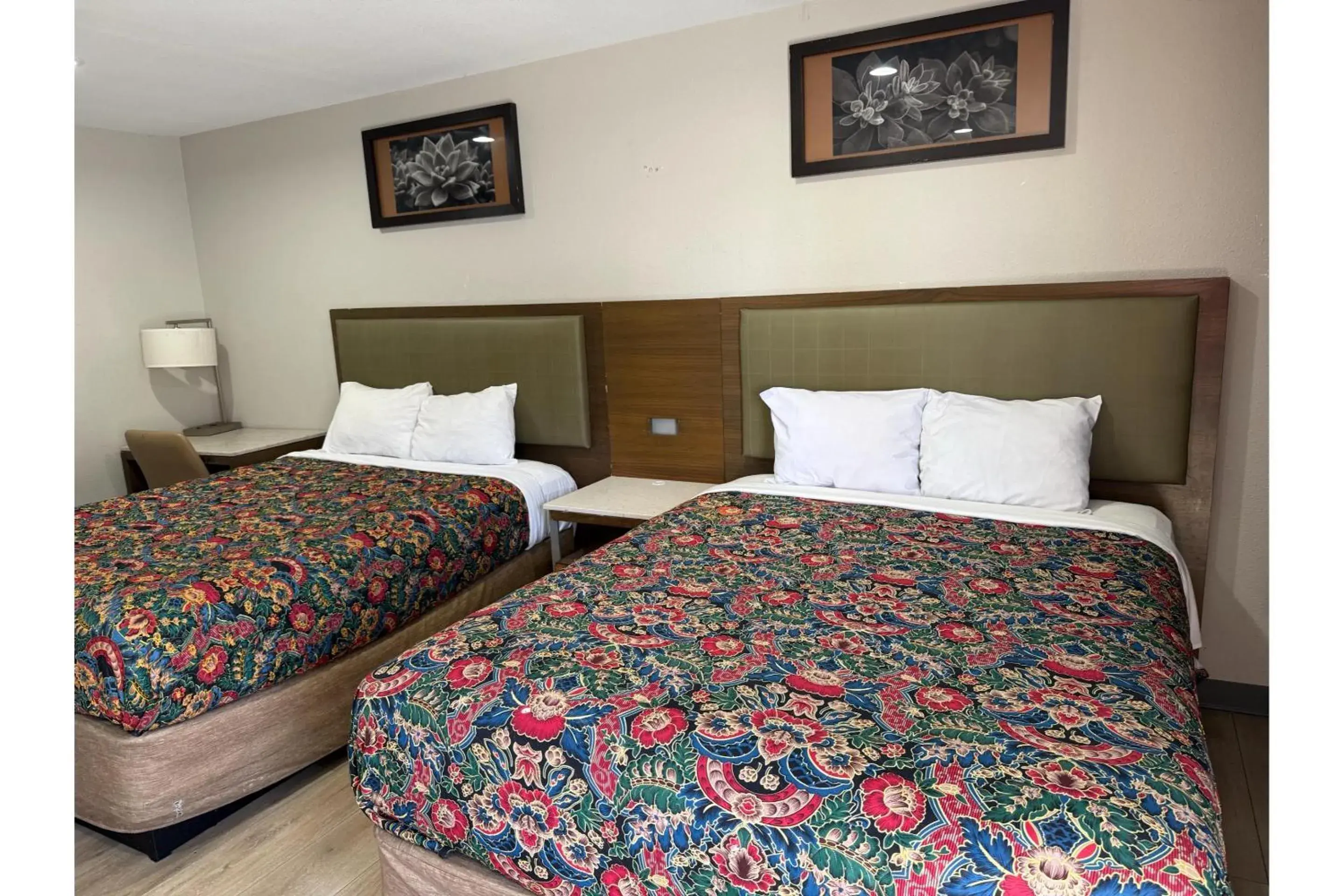 Bedroom, Bed in Big 7 Motel Chula Vista I-5 Bedroom, Bed in Big 7 Motel Chula Vista I-5