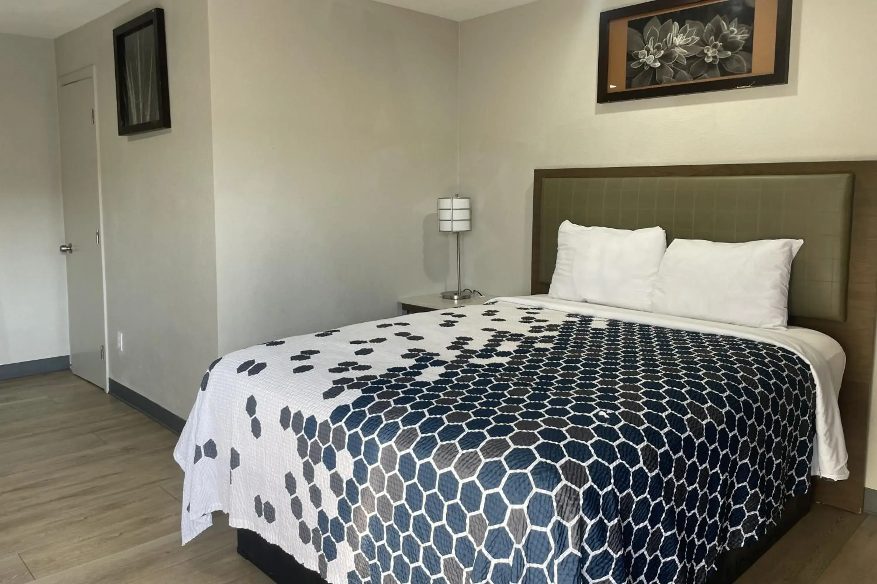 Bedroom, Bed in Big 7 Motel Chula Vista I-5 Bedroom, Bed in Big 7 Motel Chula Vista I-5