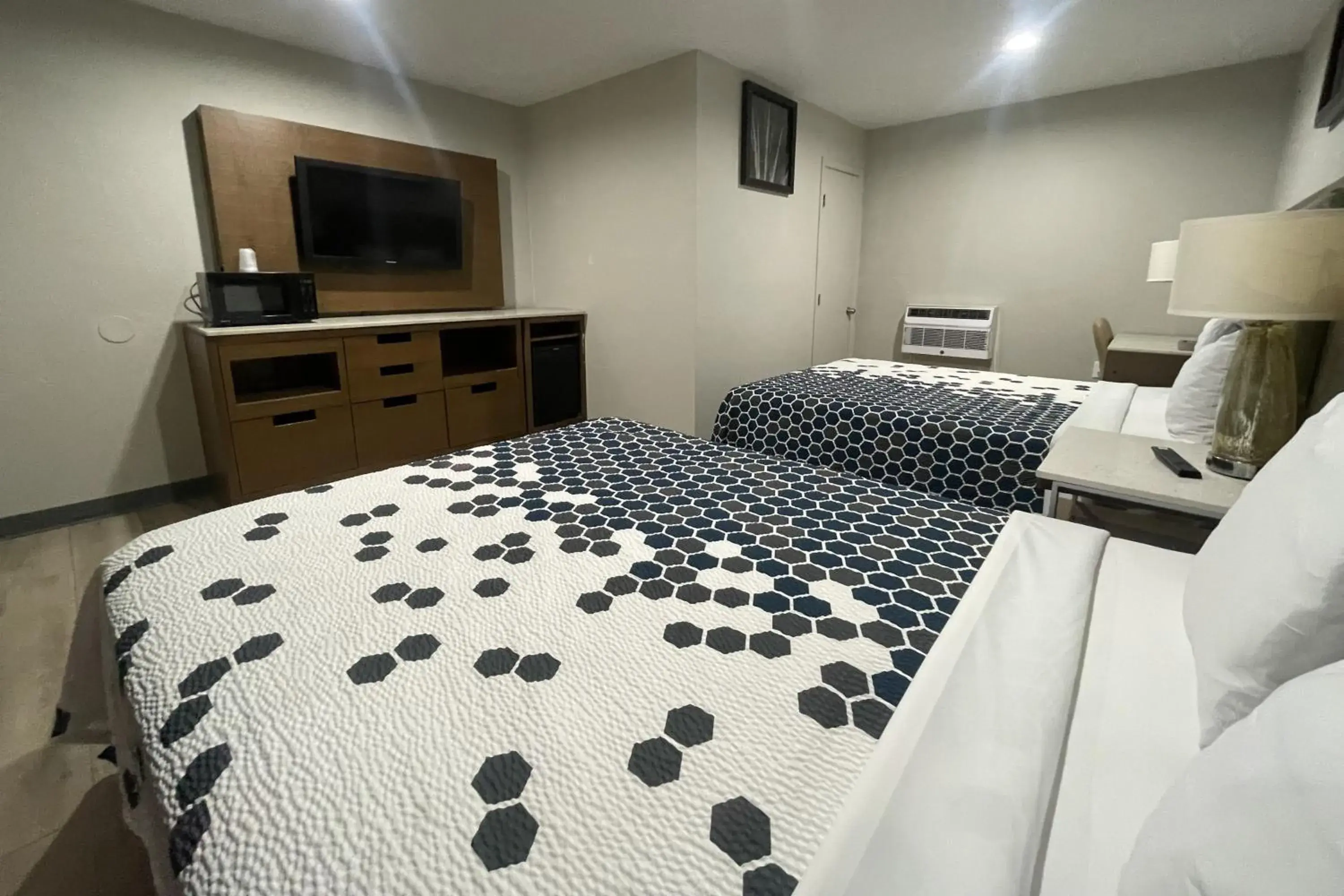 Bedroom, Bed in Big 7 Motel Chula Vista I-5 Bedroom, Bed in Big 7 Motel Chula Vista I-5