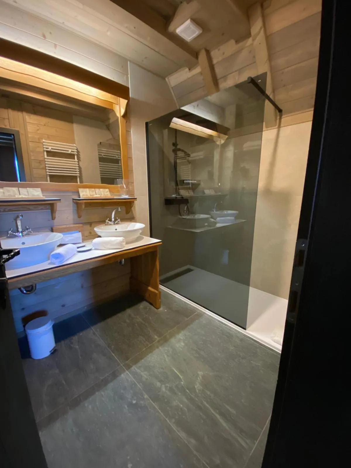 Lakeside Hotel Plitvice