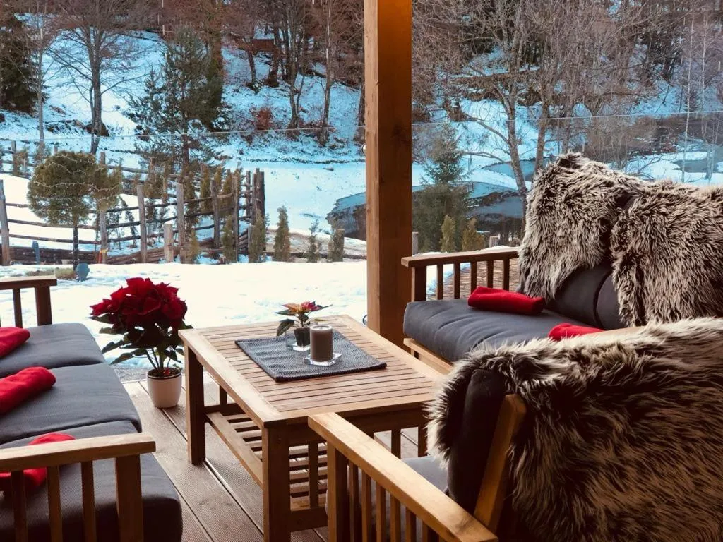 Mountain view in Lakeside Hotel Plitvice