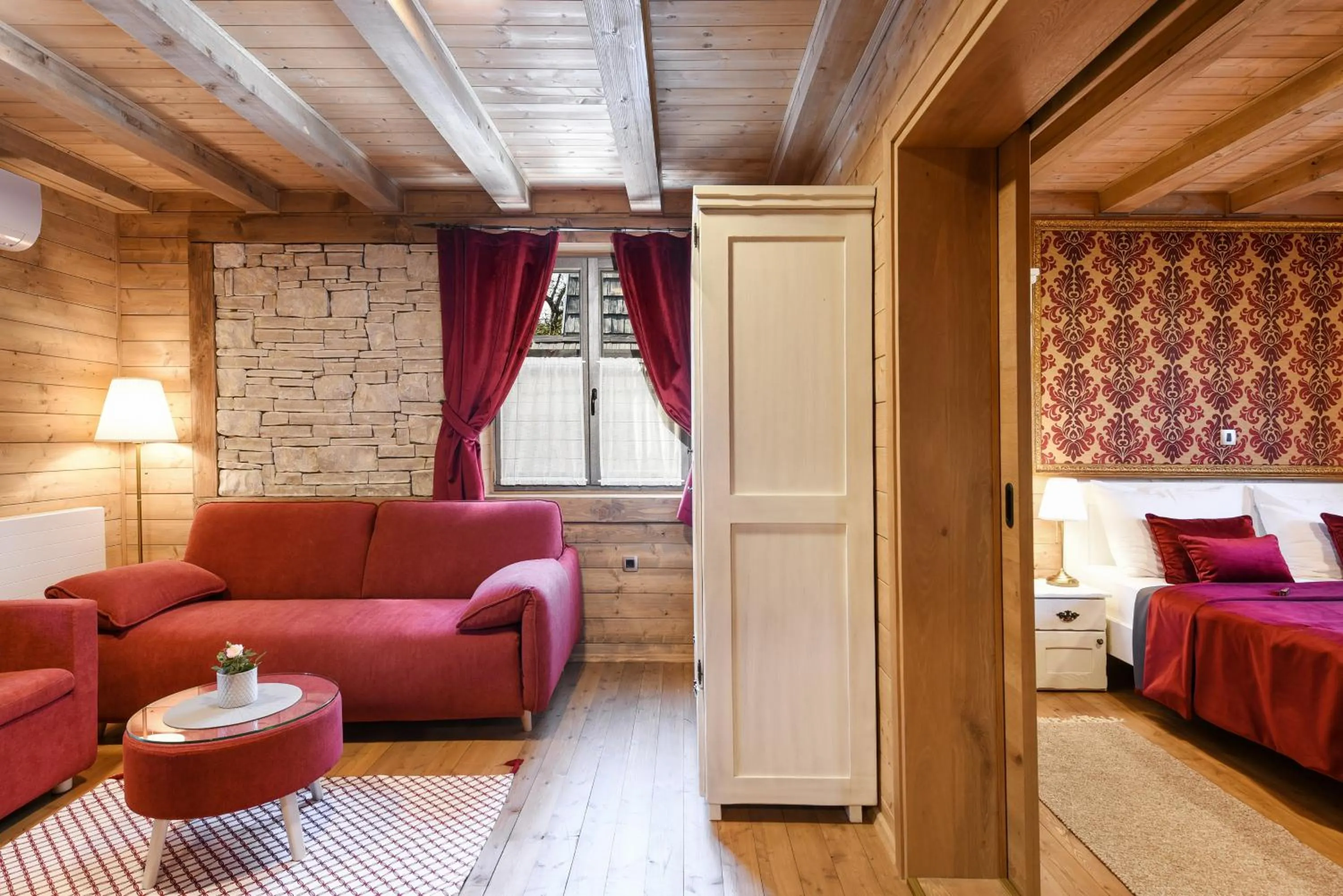 Living room, Bed in Lakeside Hotel Plitvice