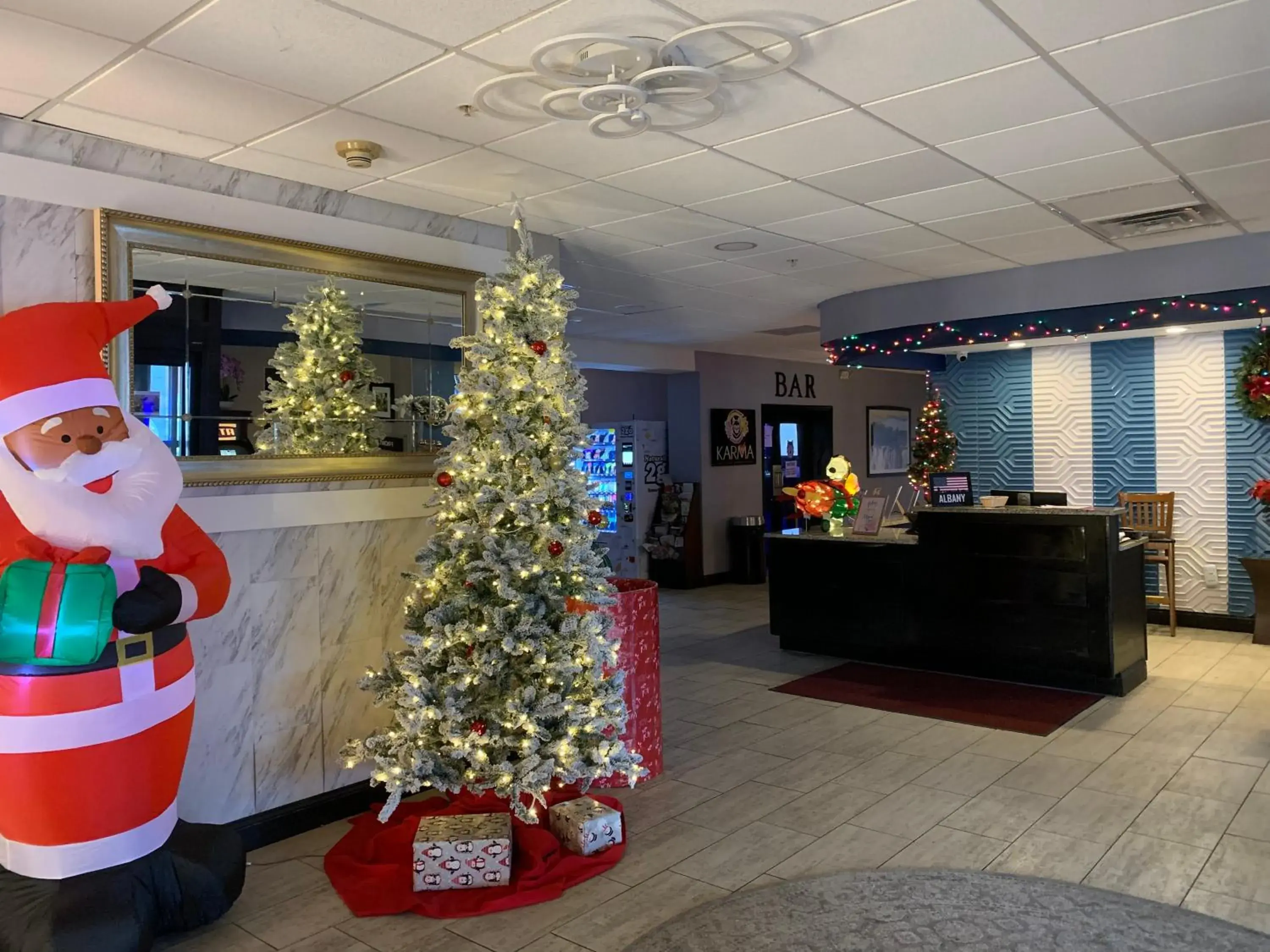 Lobby or reception in Albany Airport Inn Lobby or reception in Albany Airport Inn