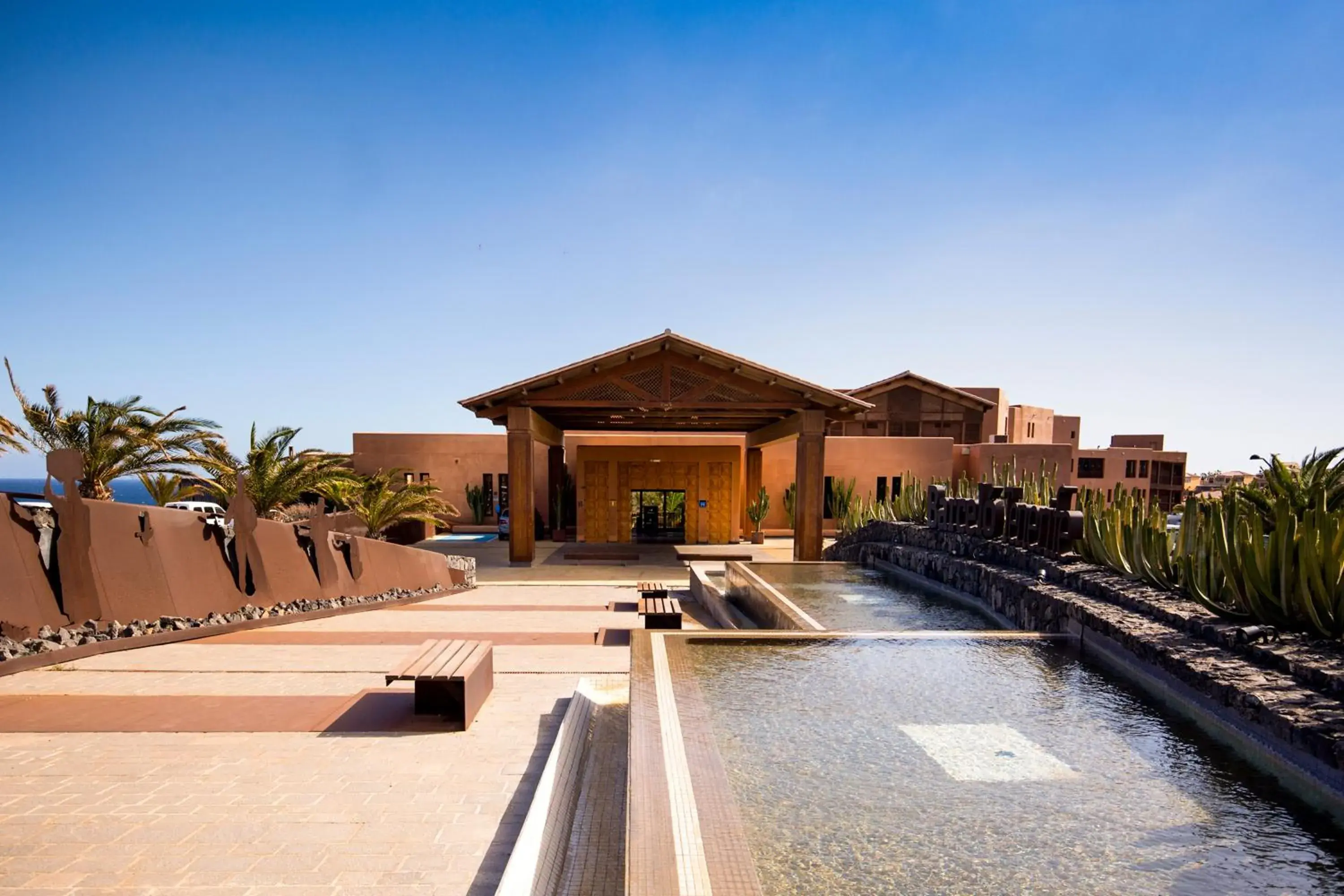 Property building in Barceló Tenerife Royal Level Property building in Barceló Tenerife Royal Level