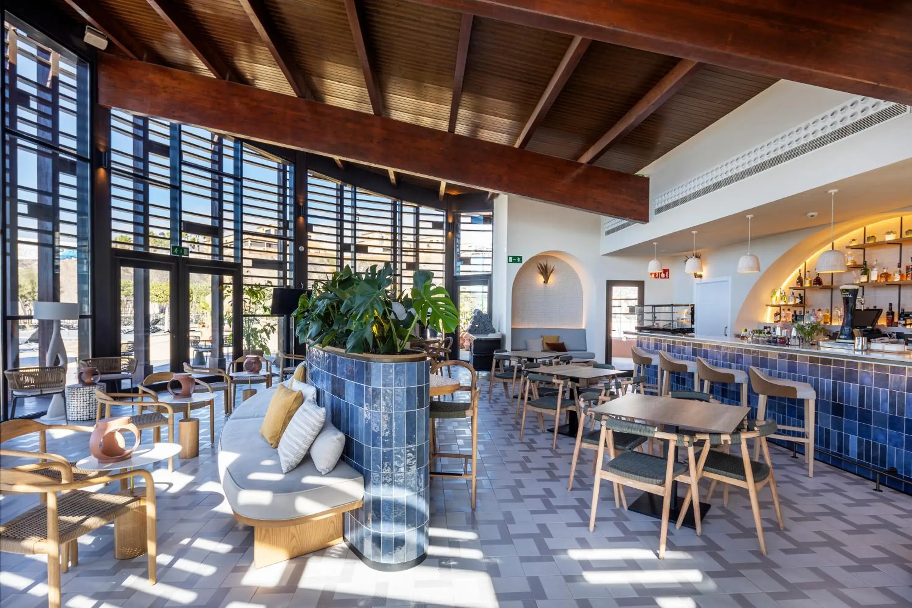 Lounge or bar in Barceló Tenerife Royal Level Lounge or bar in Barceló Tenerife Royal Level