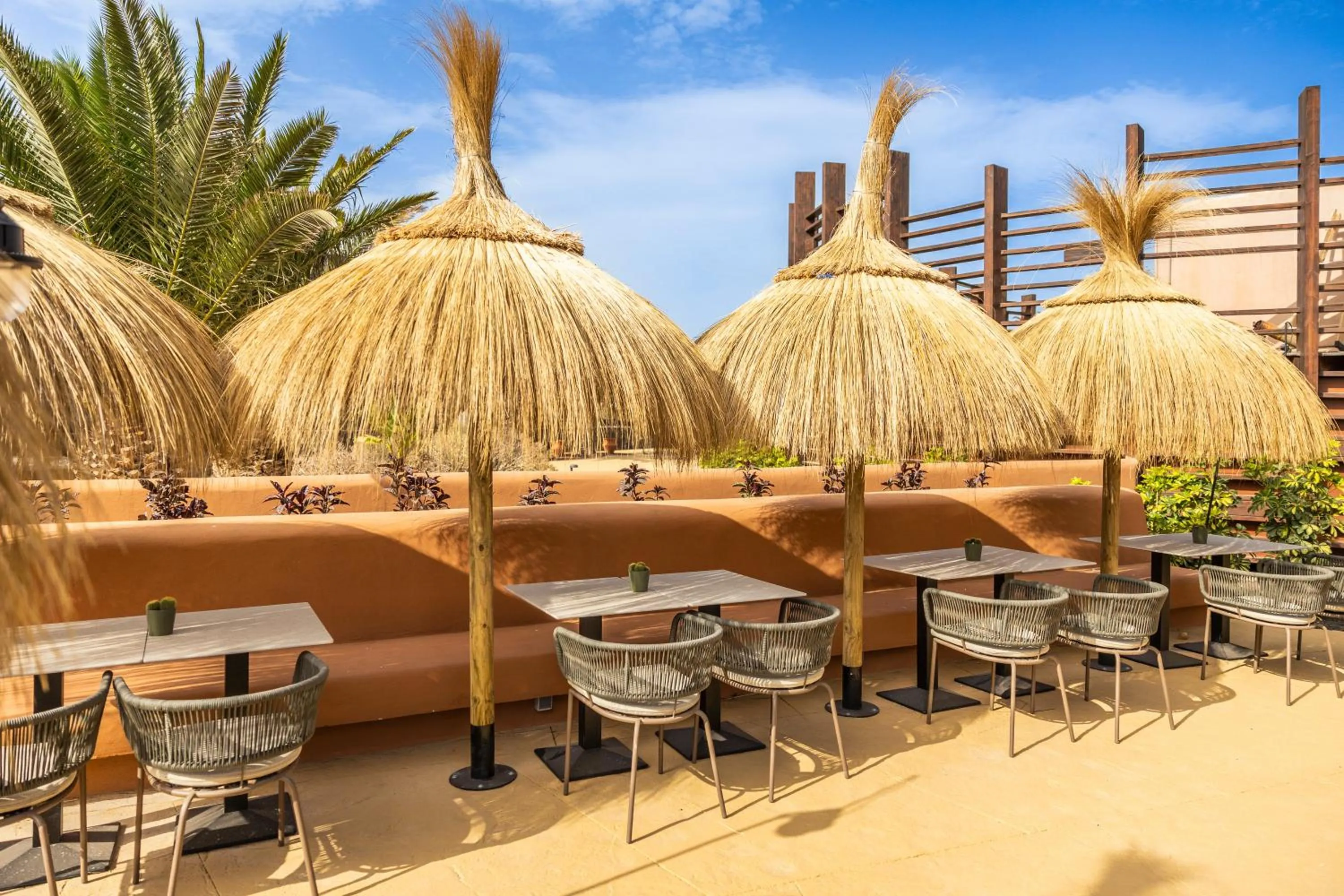 Restaurant/places to eat in Barceló Tenerife Royal Level