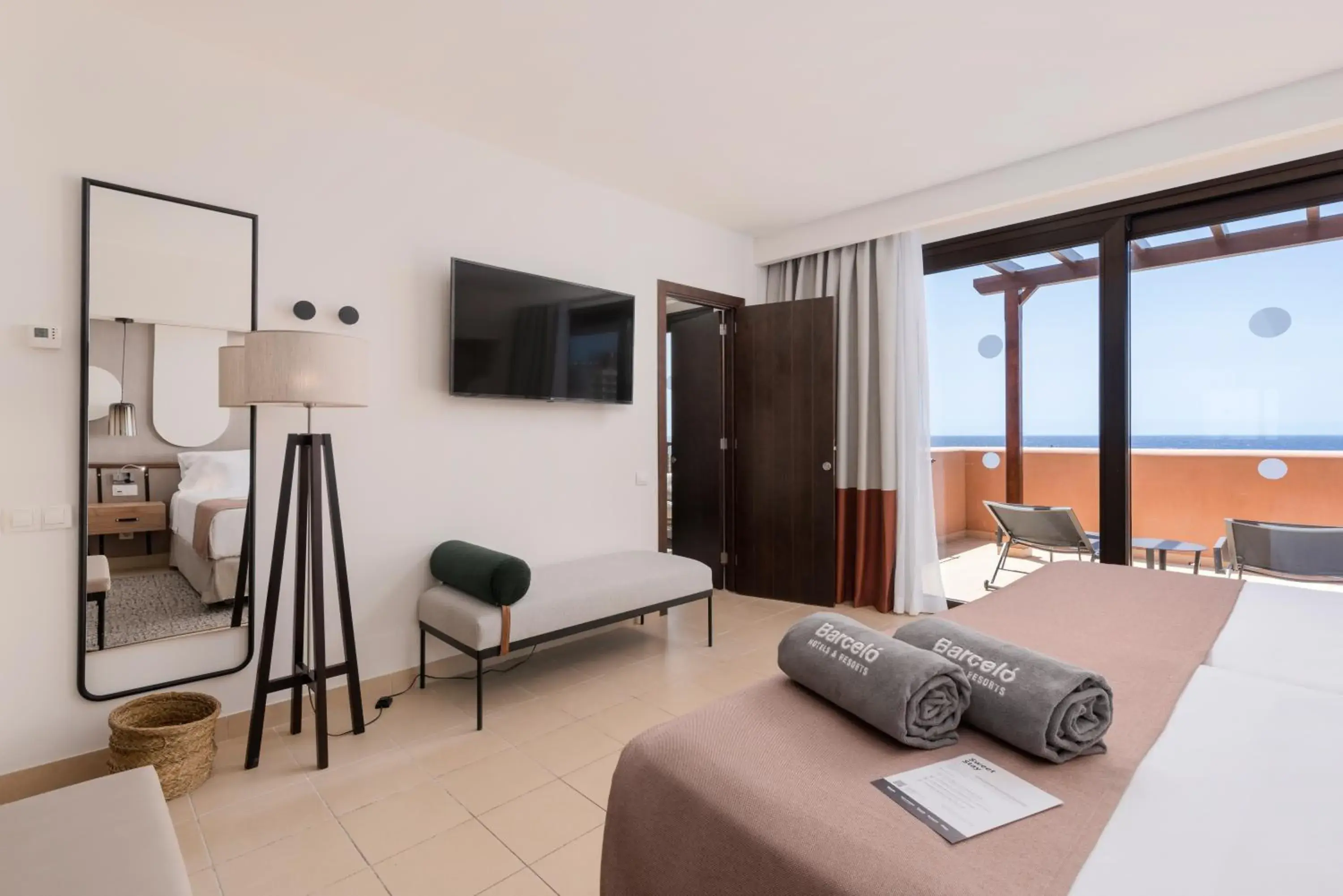 Bedroom, Bed in Barceló Tenerife Royal Level Bedroom, Bed in Barceló Tenerife Royal Level