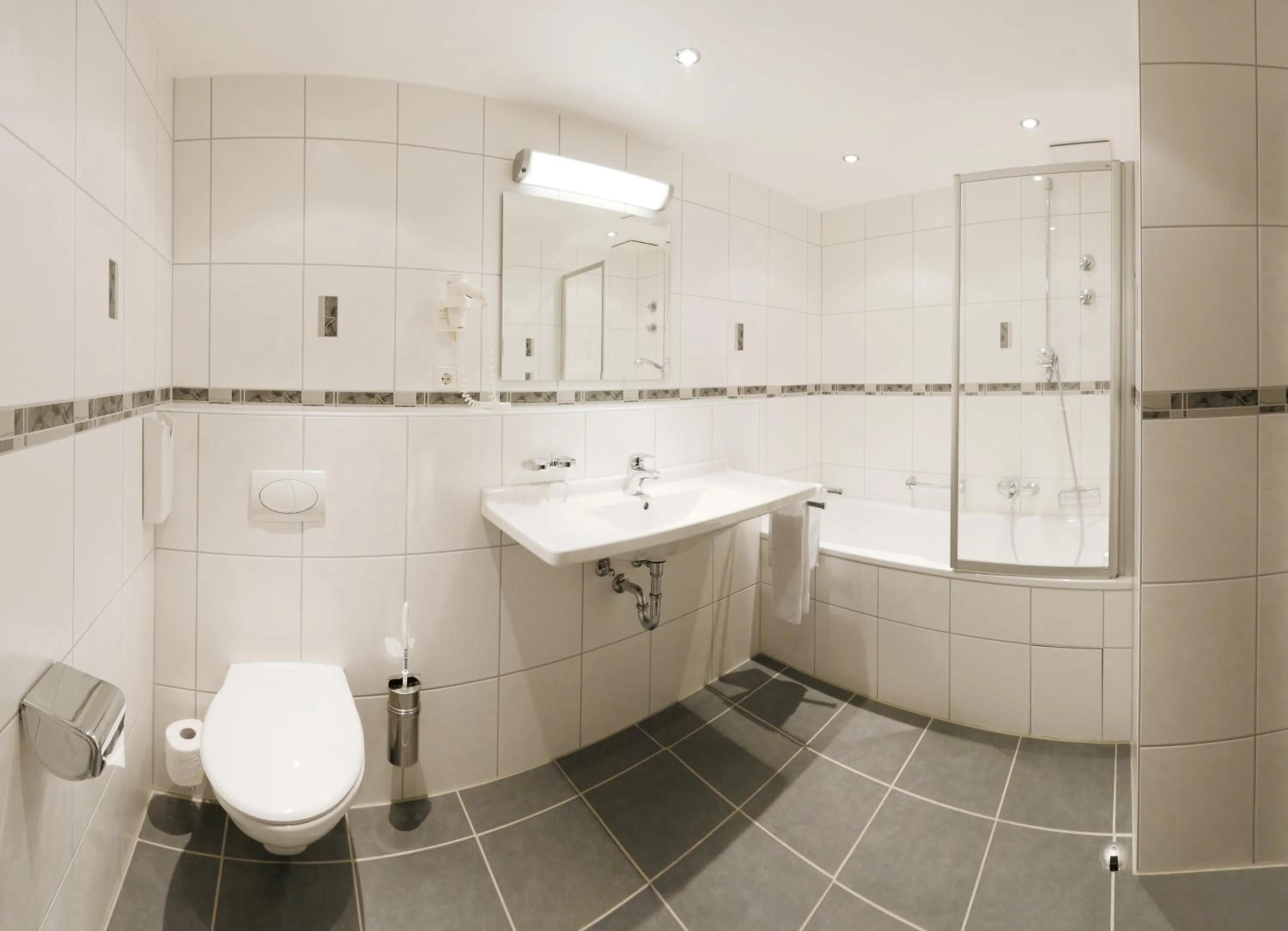 Bathroom in Hotel Fortuna