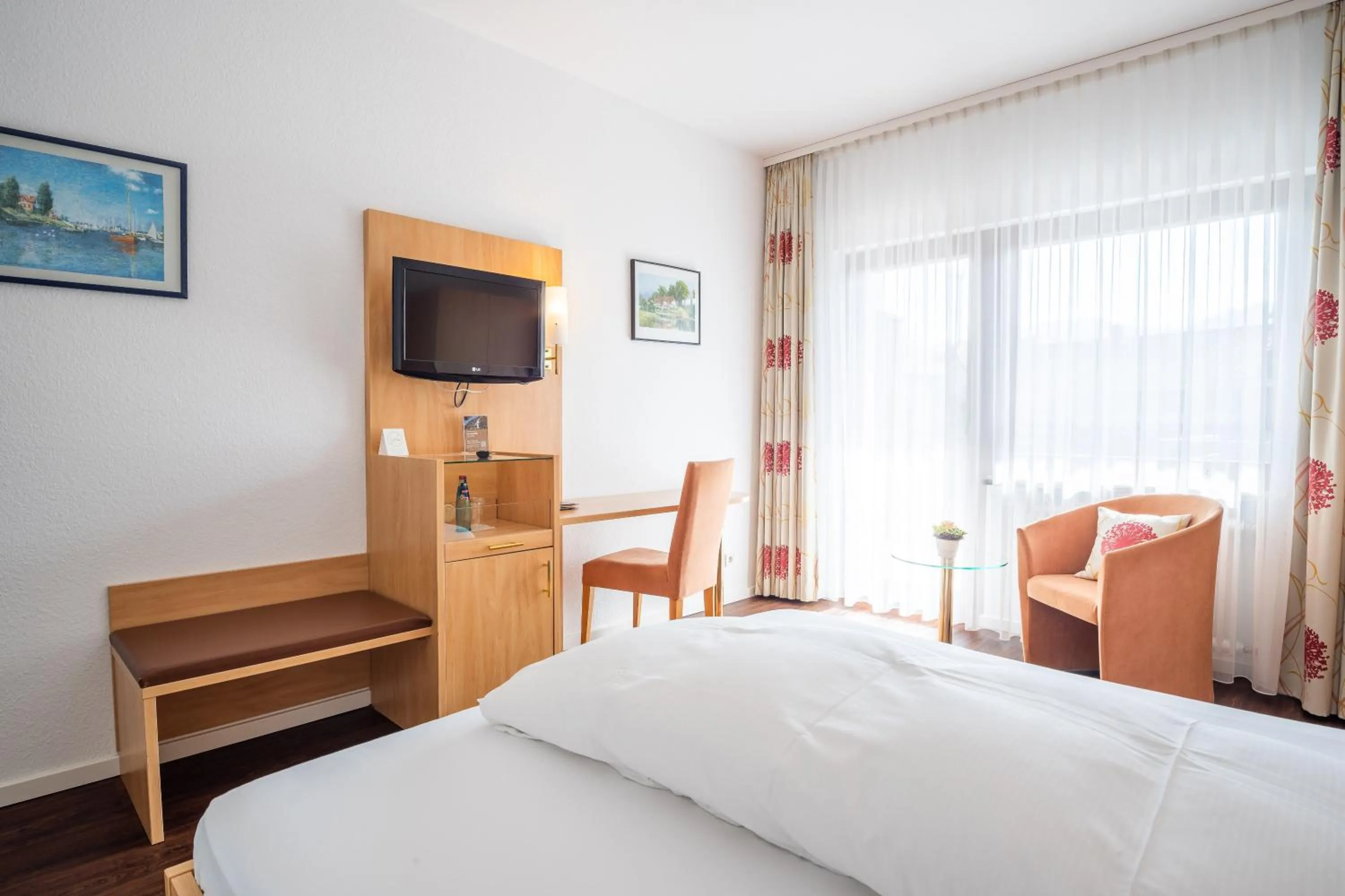 Photo of the whole room, Bed in Hotel Fortuna