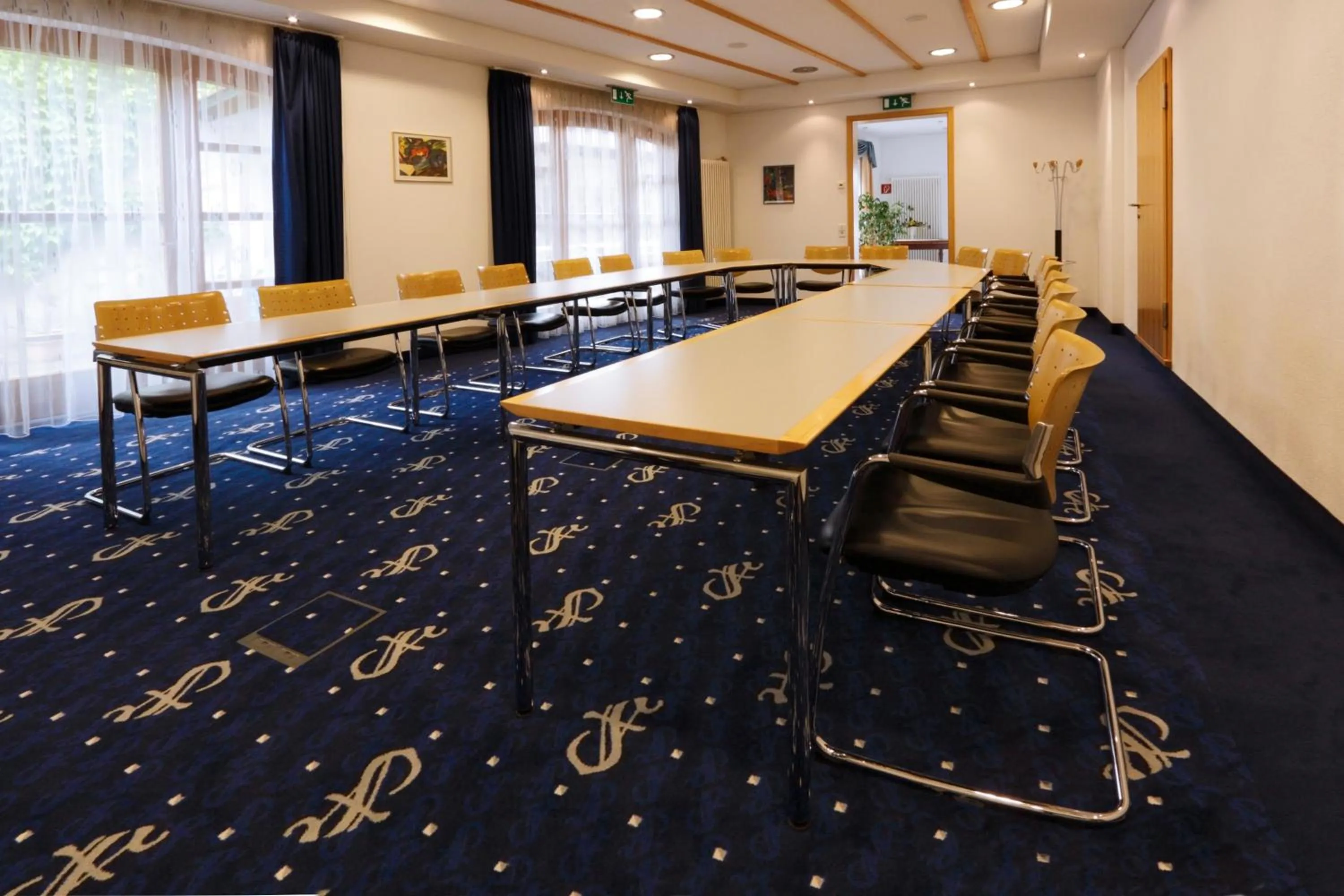 Business facilities in Hotel Fortuna