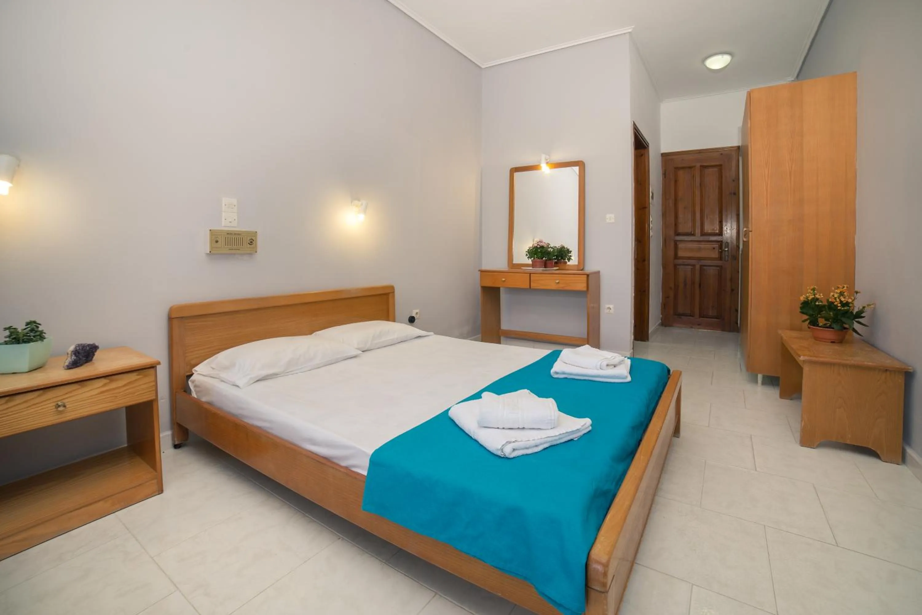 Photo of the whole room, Bed in All In Krinas Apart-Hotel