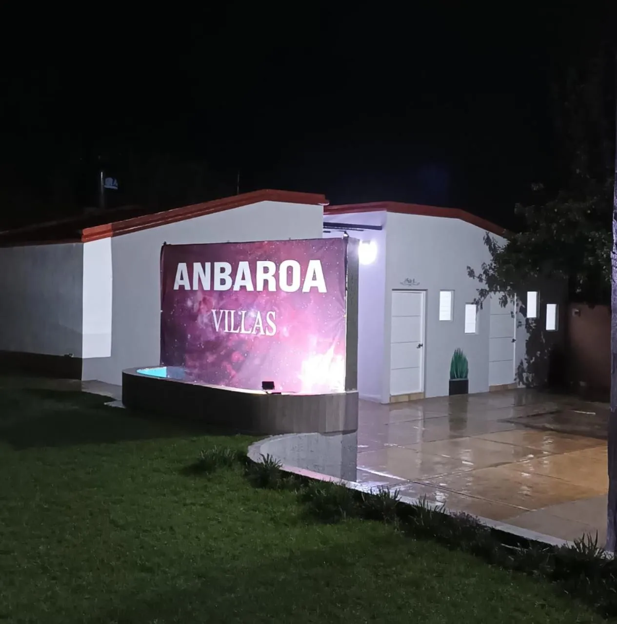 Property building in ANBAROA VILLAS