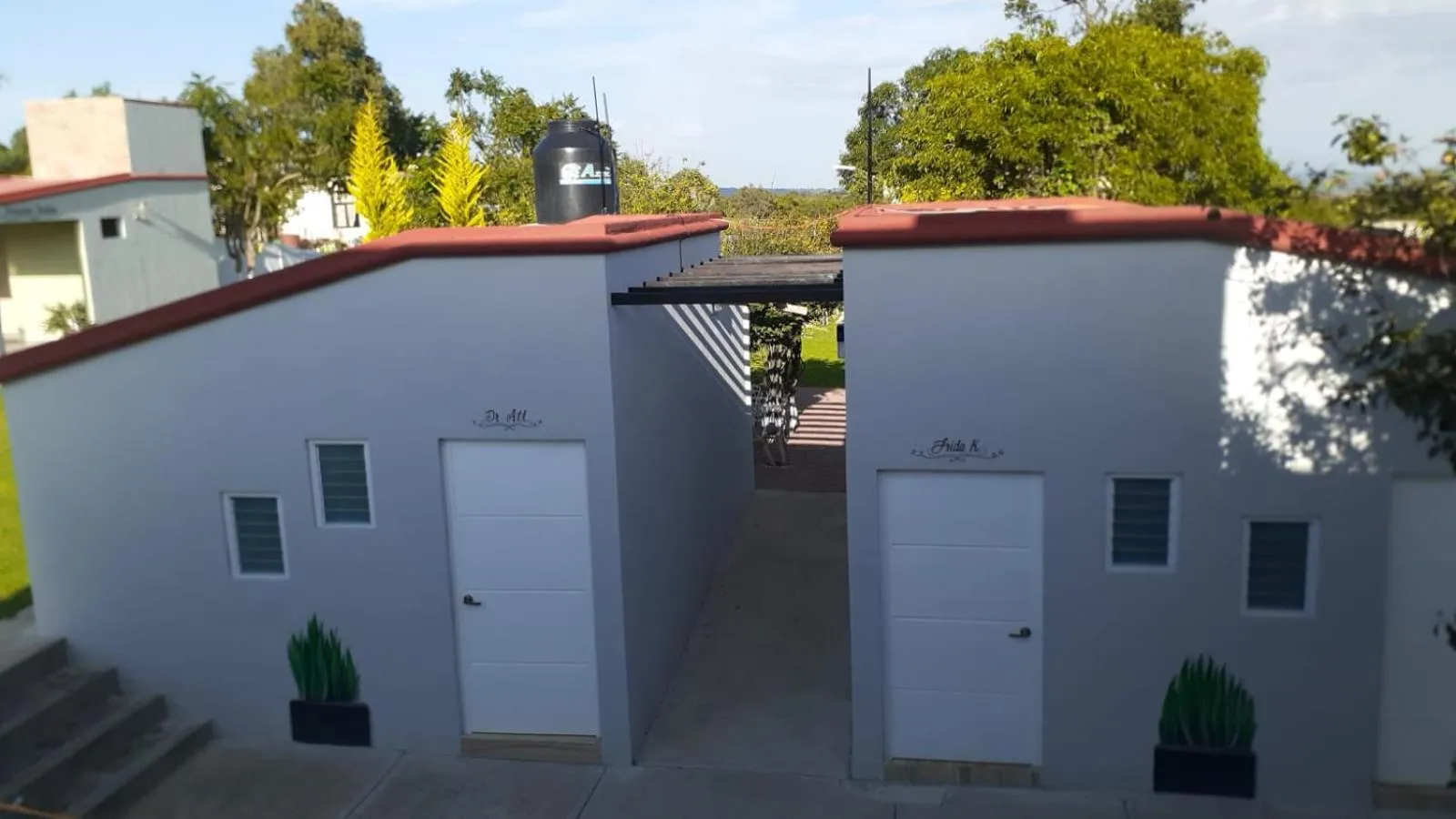 Property building in ANBAROA VILLAS