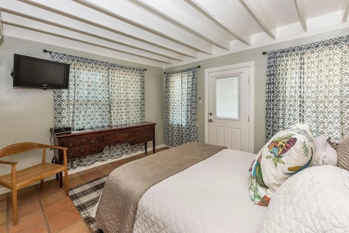 Bed in Fischer Farmhouse