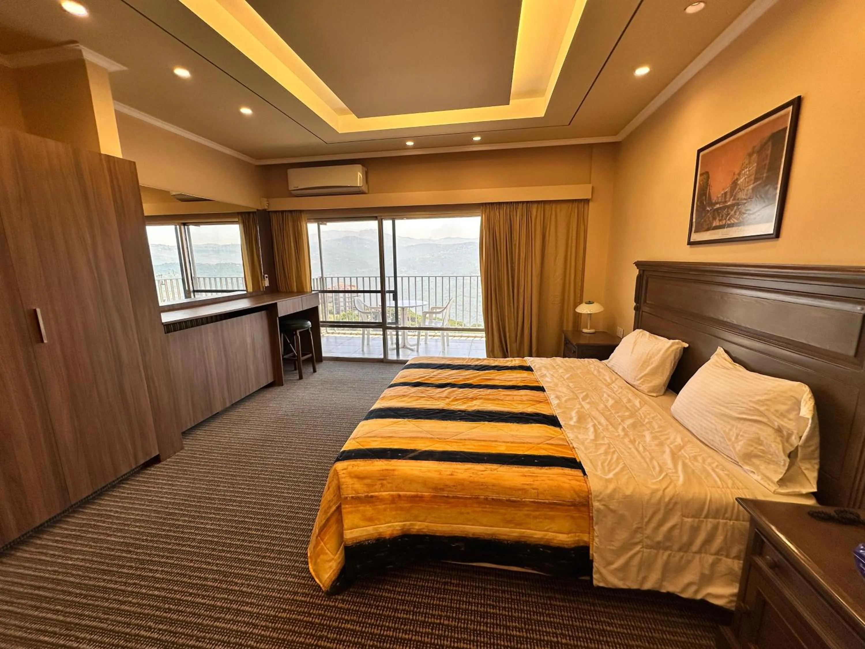 Bed in Le Crillon