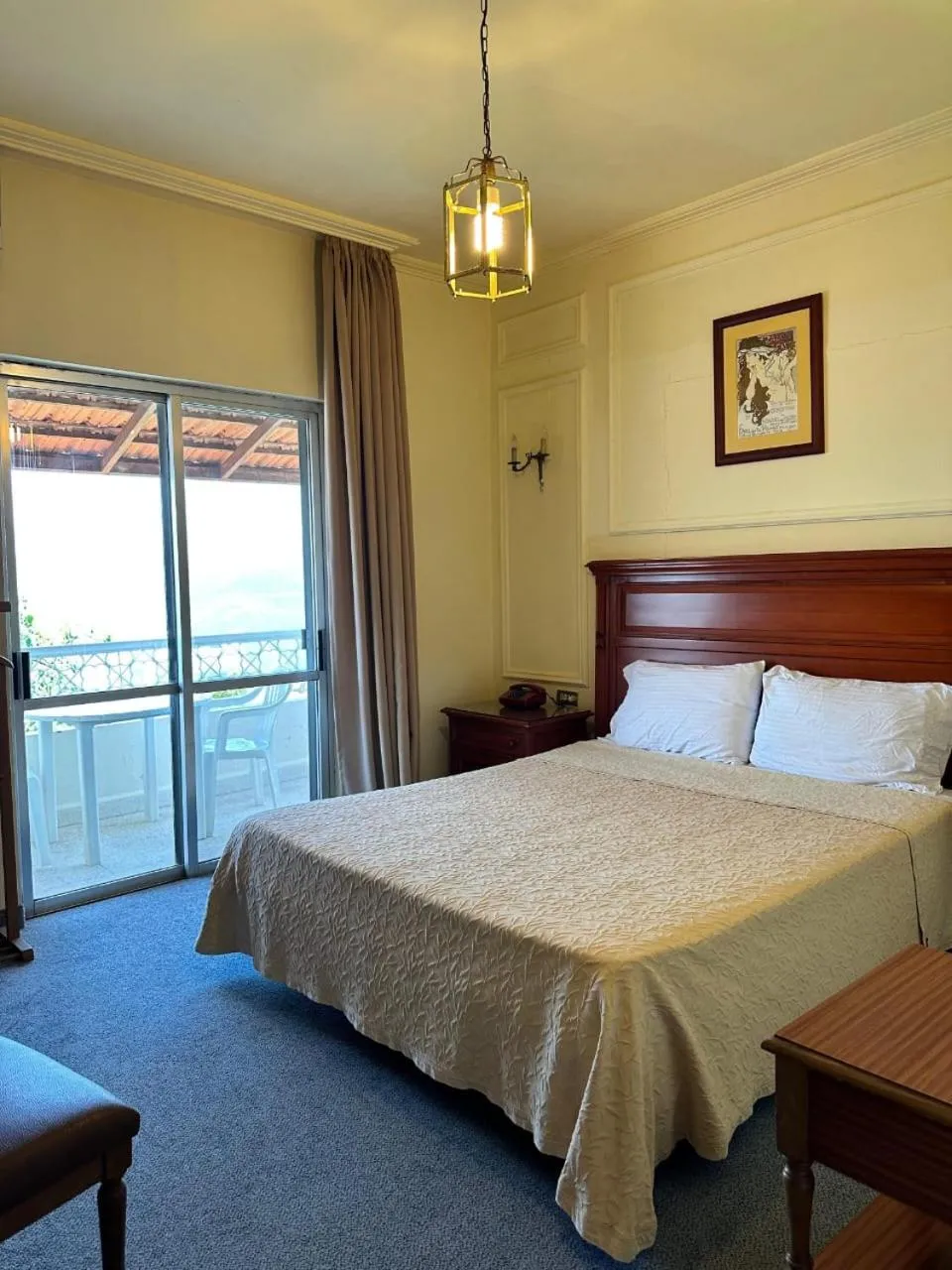 Bed in Le Crillon