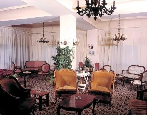 Le Crillon
