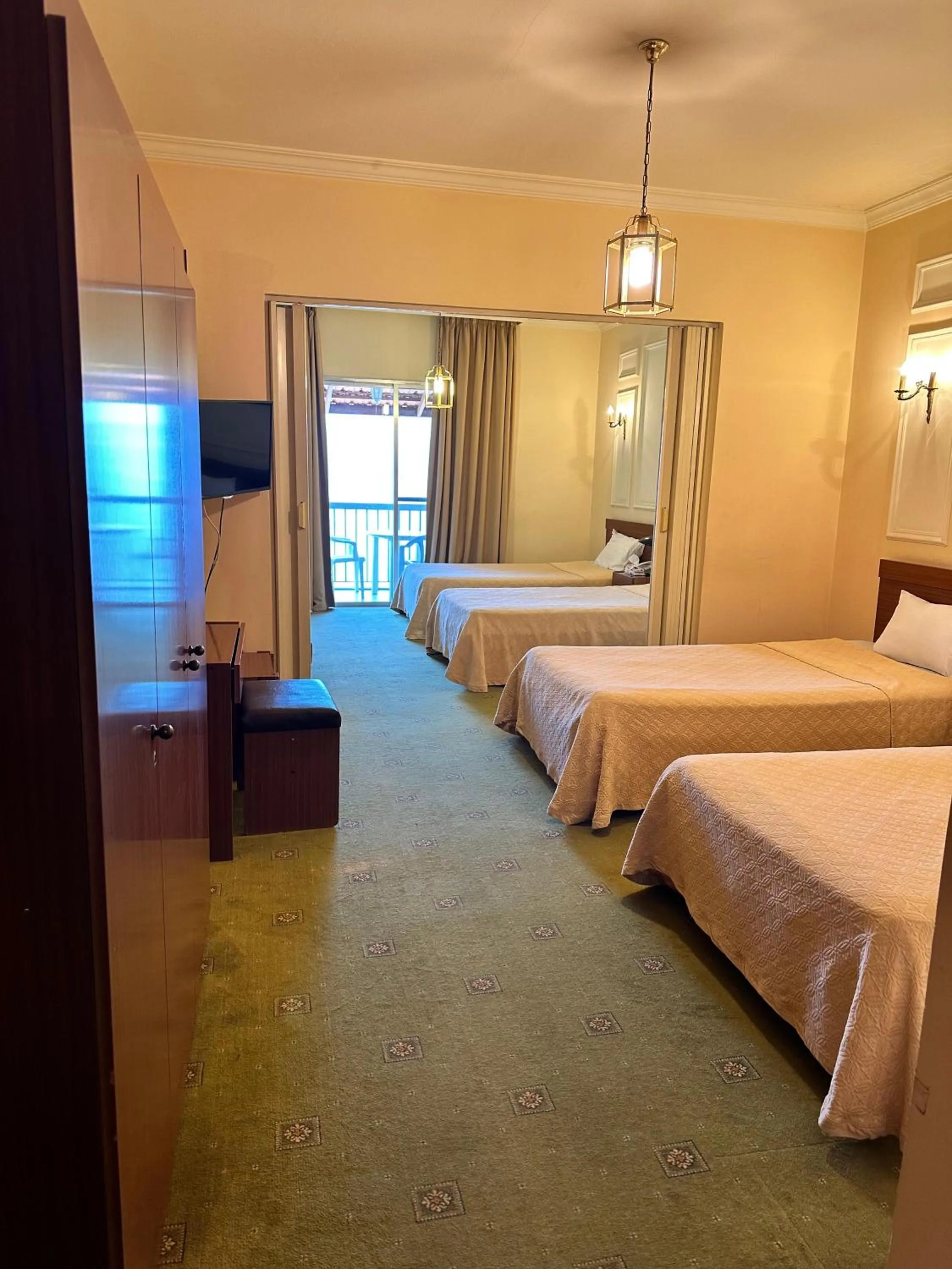 Bed in Le Crillon