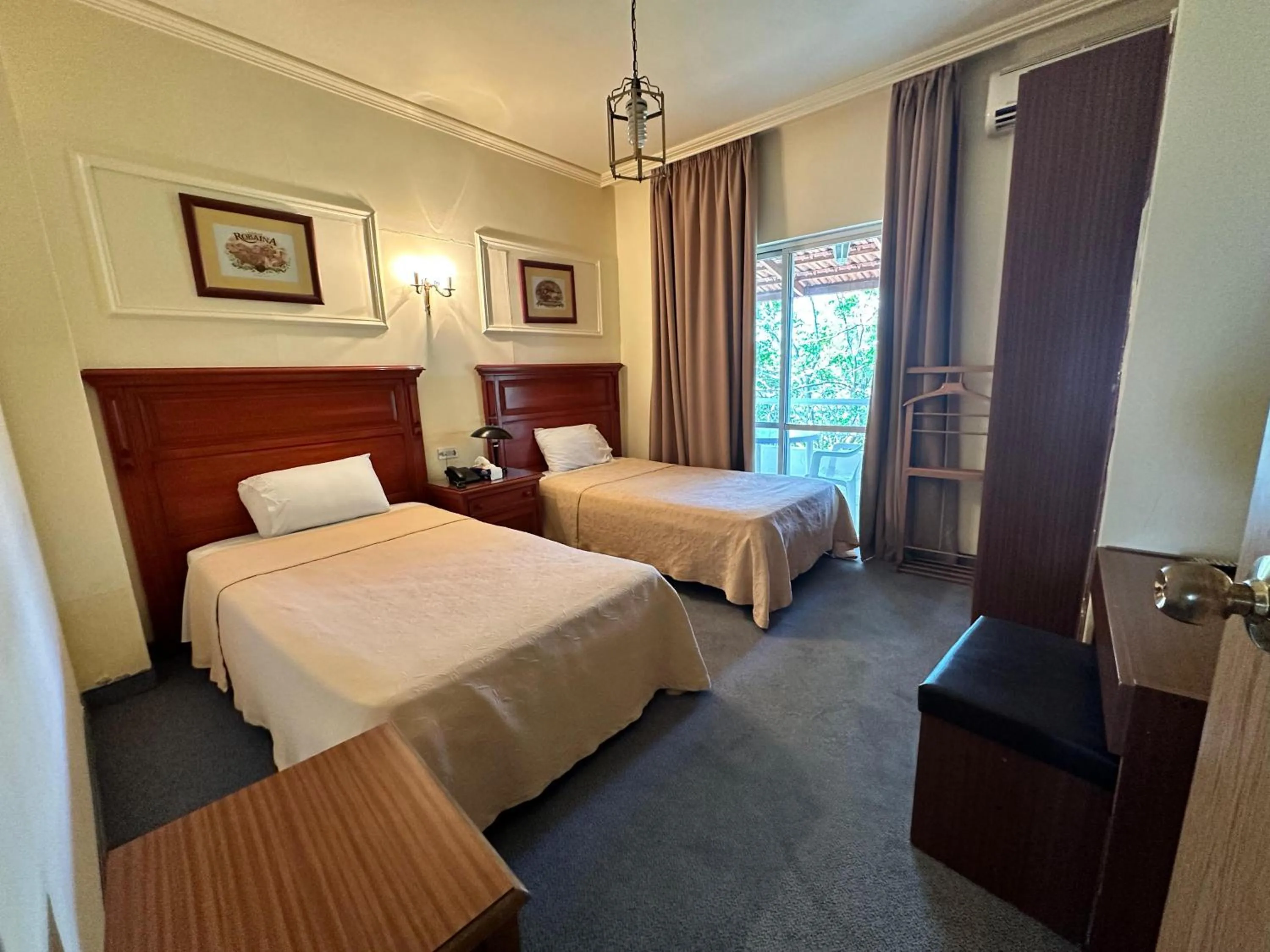 Bed in Le Crillon