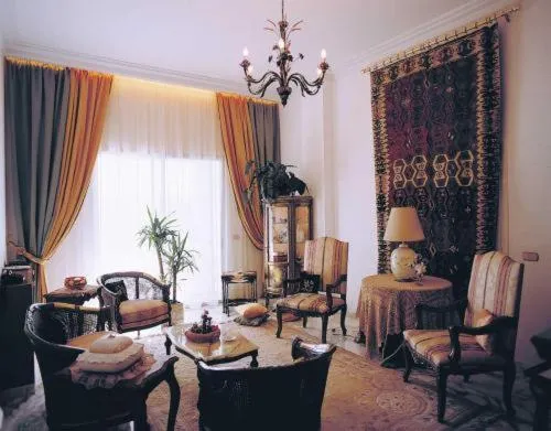 Le Crillon