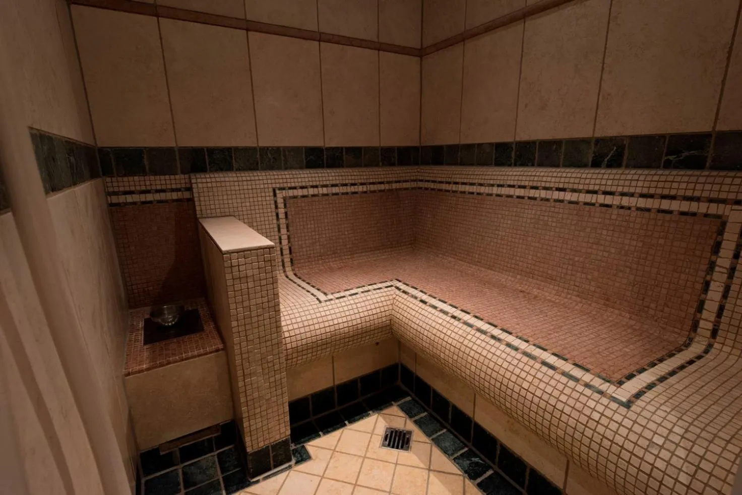 Steam room in Relais & Châteaux Schlosshotel Chastè - Scuol Tarasp