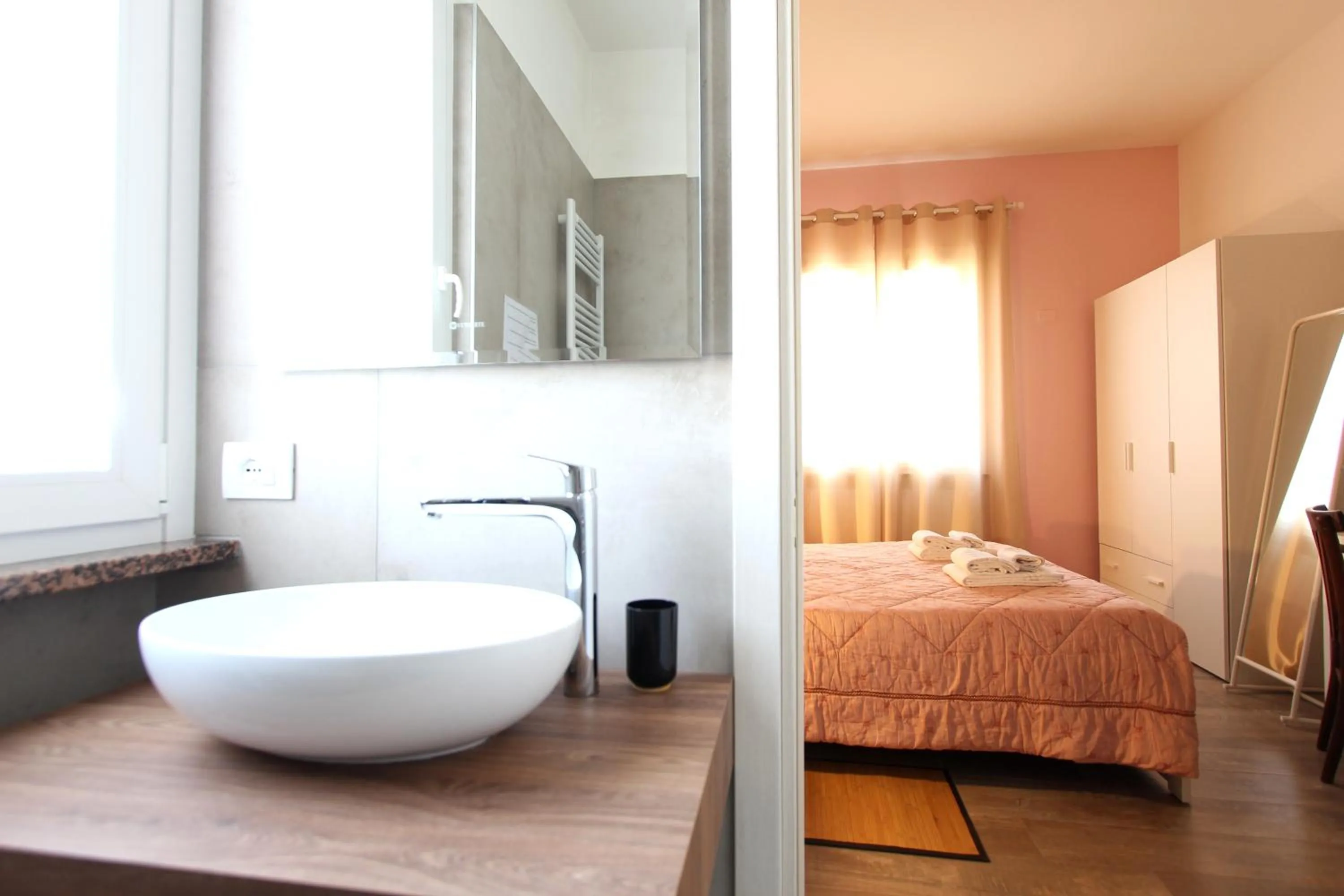 Bathroom, Bed in Maison N&M