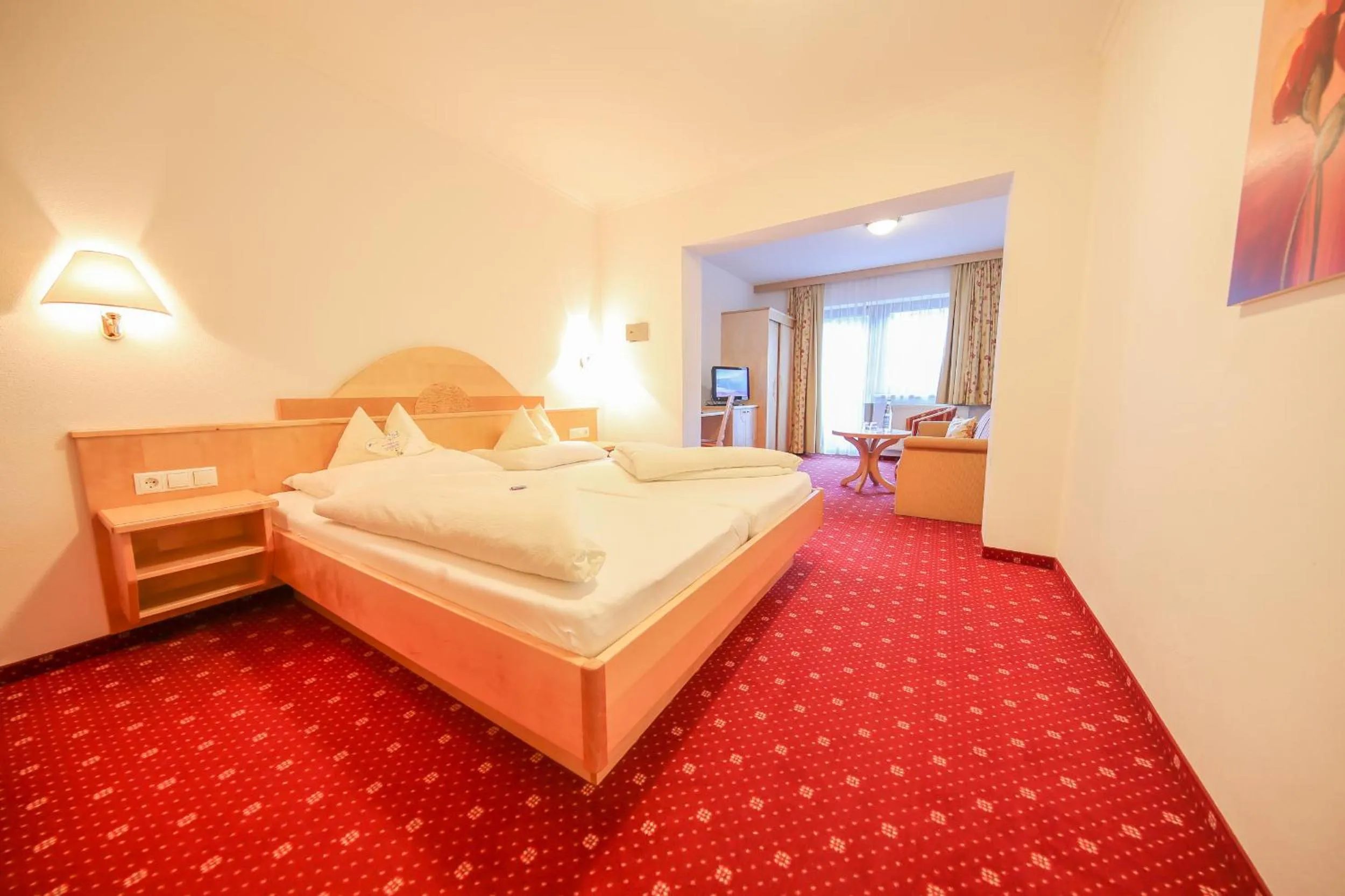 Bed in Superior Hotel Persal