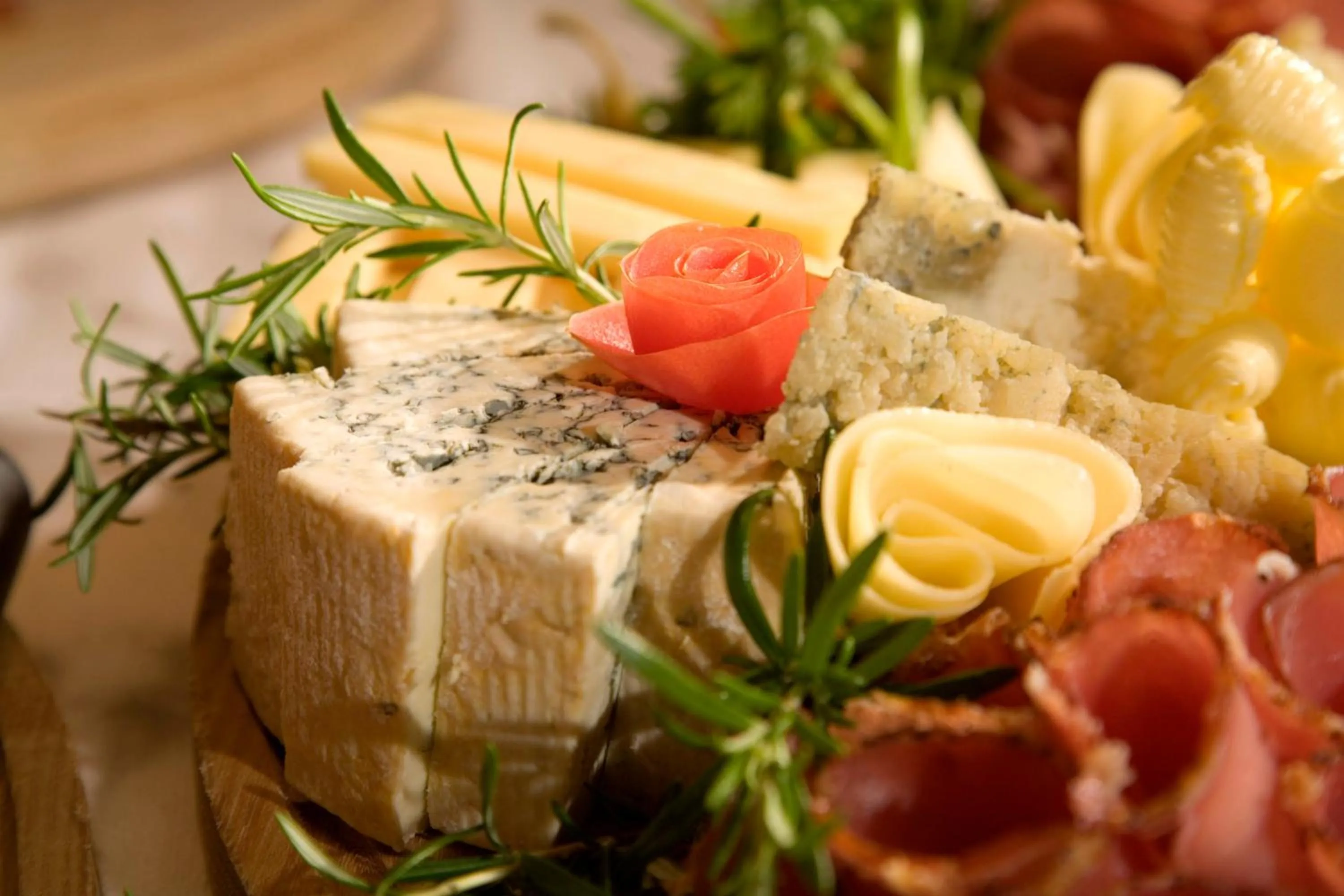 Meals in Superior Hotel Persal