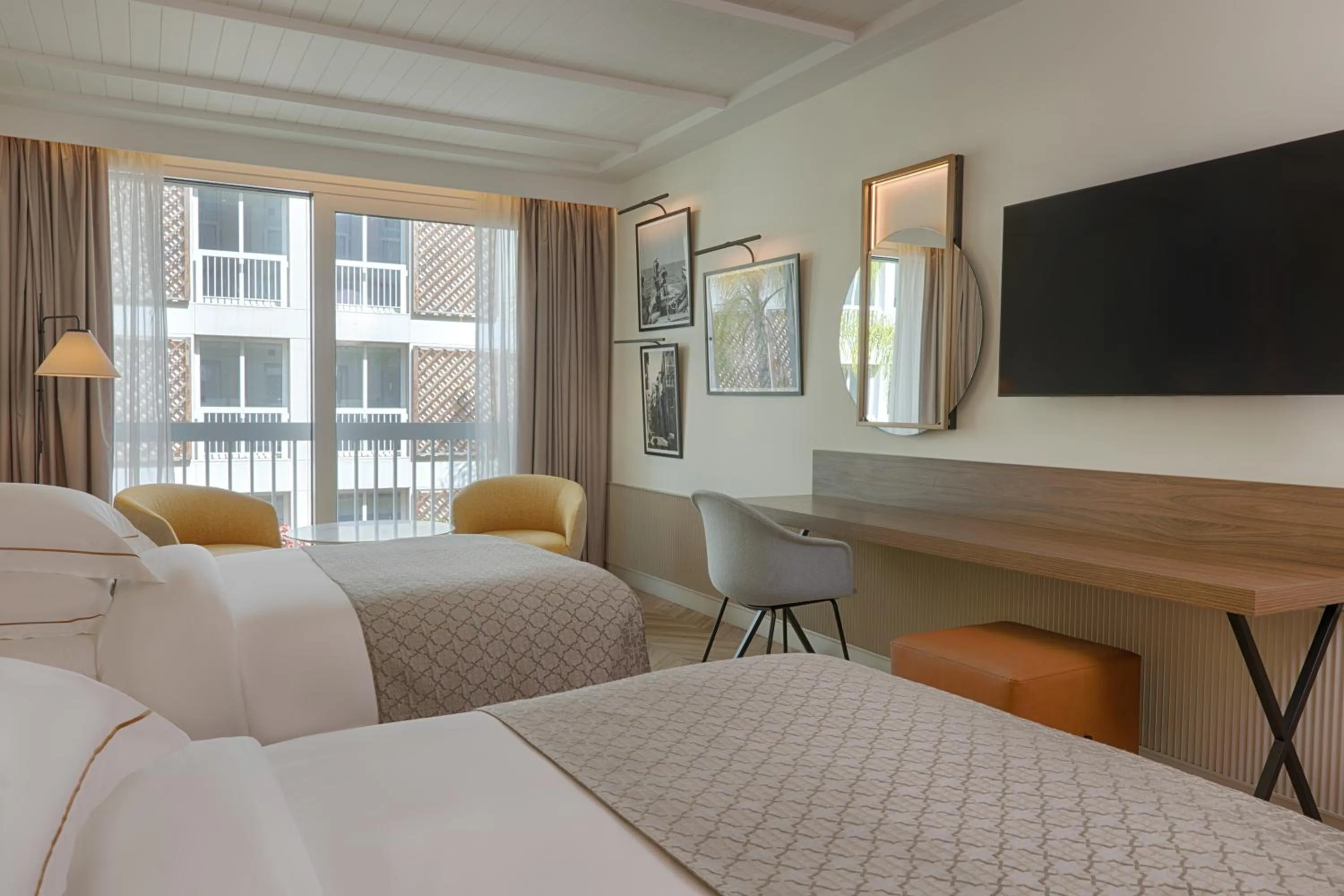 Bedroom in Mövenpick Hotel Beirut