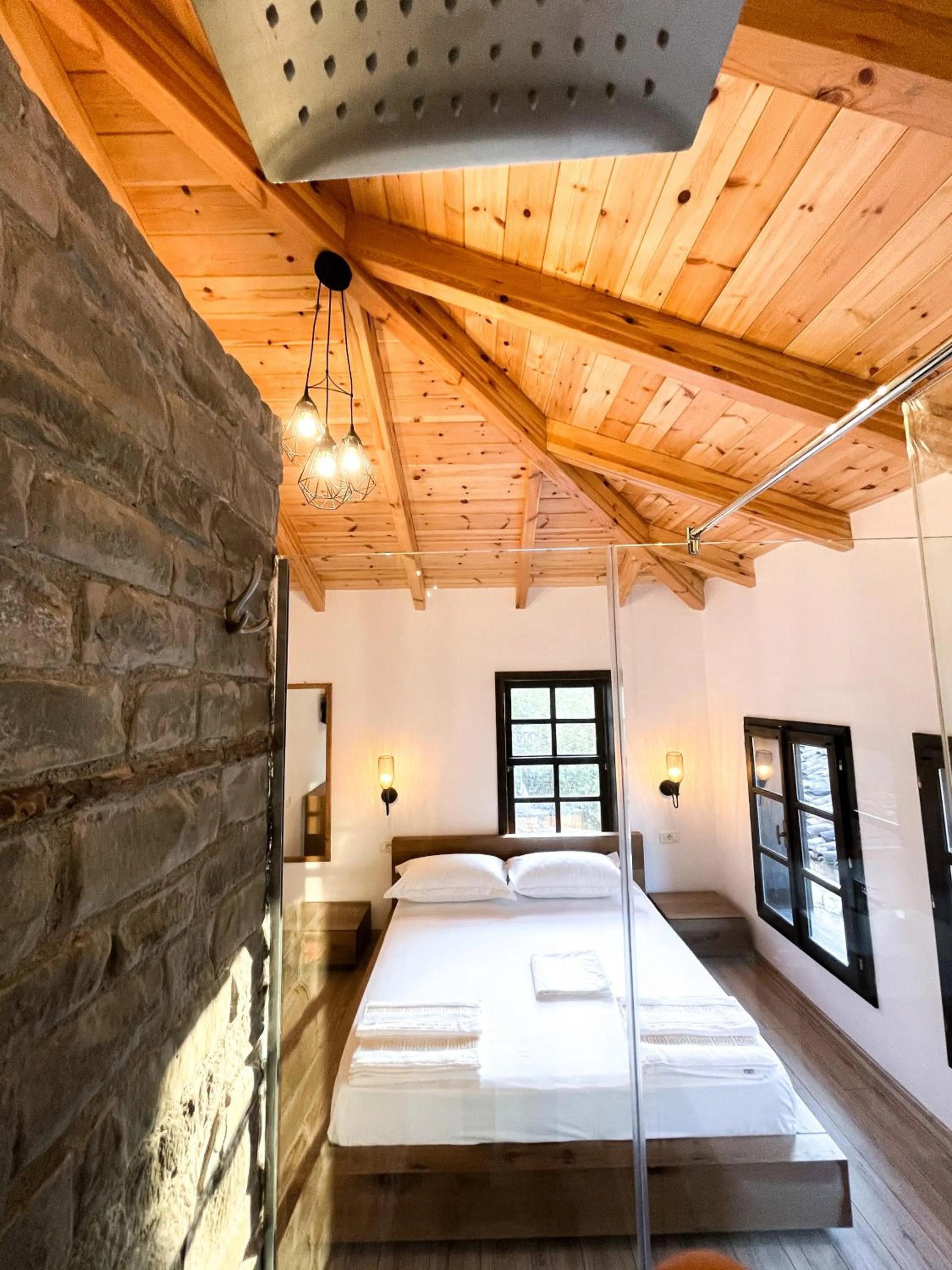 Bedroom, Bed in Amalia Hotel