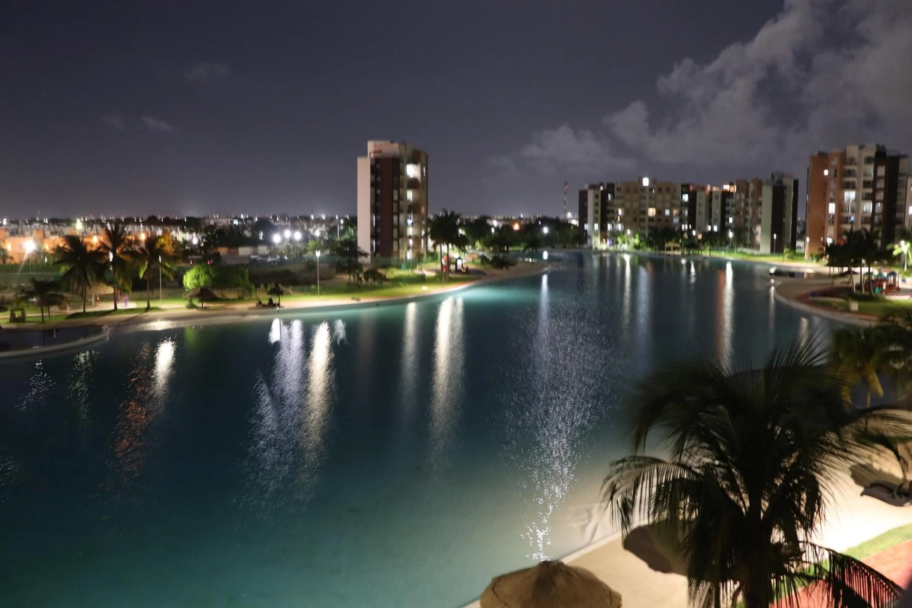 Lake view in Departamento Dream Lagoons XA