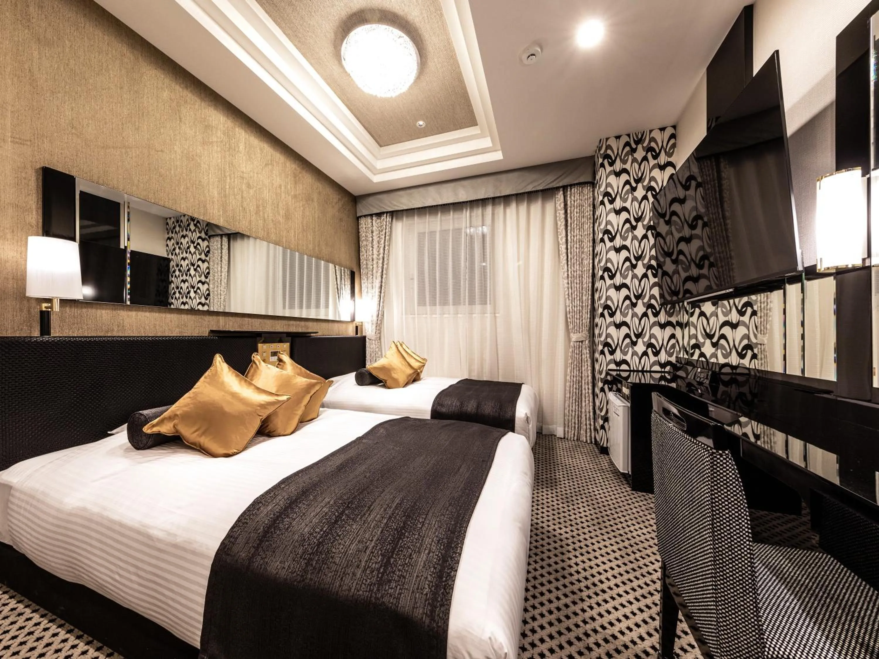 Bed in APA Hotel Kintetsu-Nara Ekimae