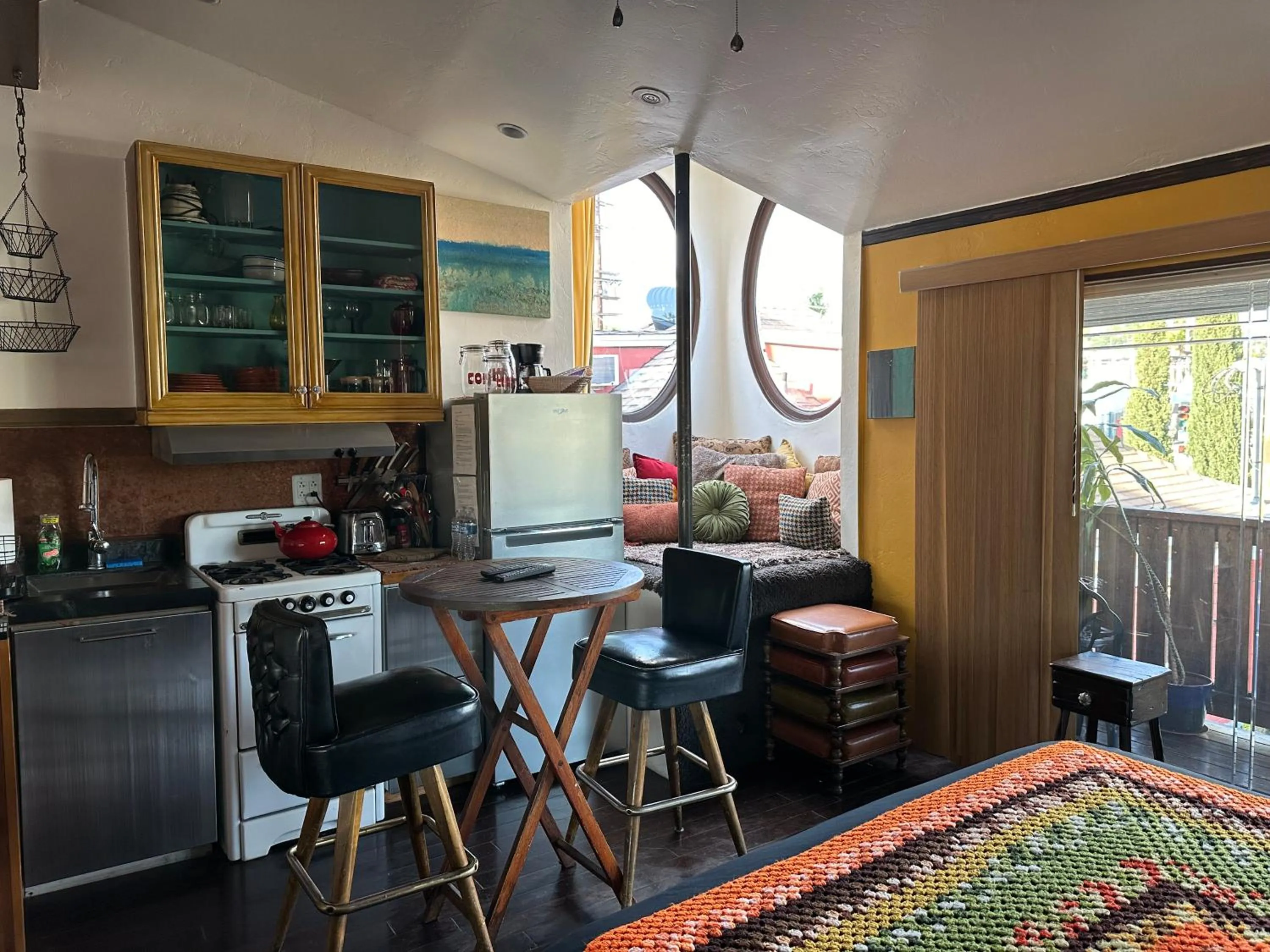 kitchen in The Rosemary