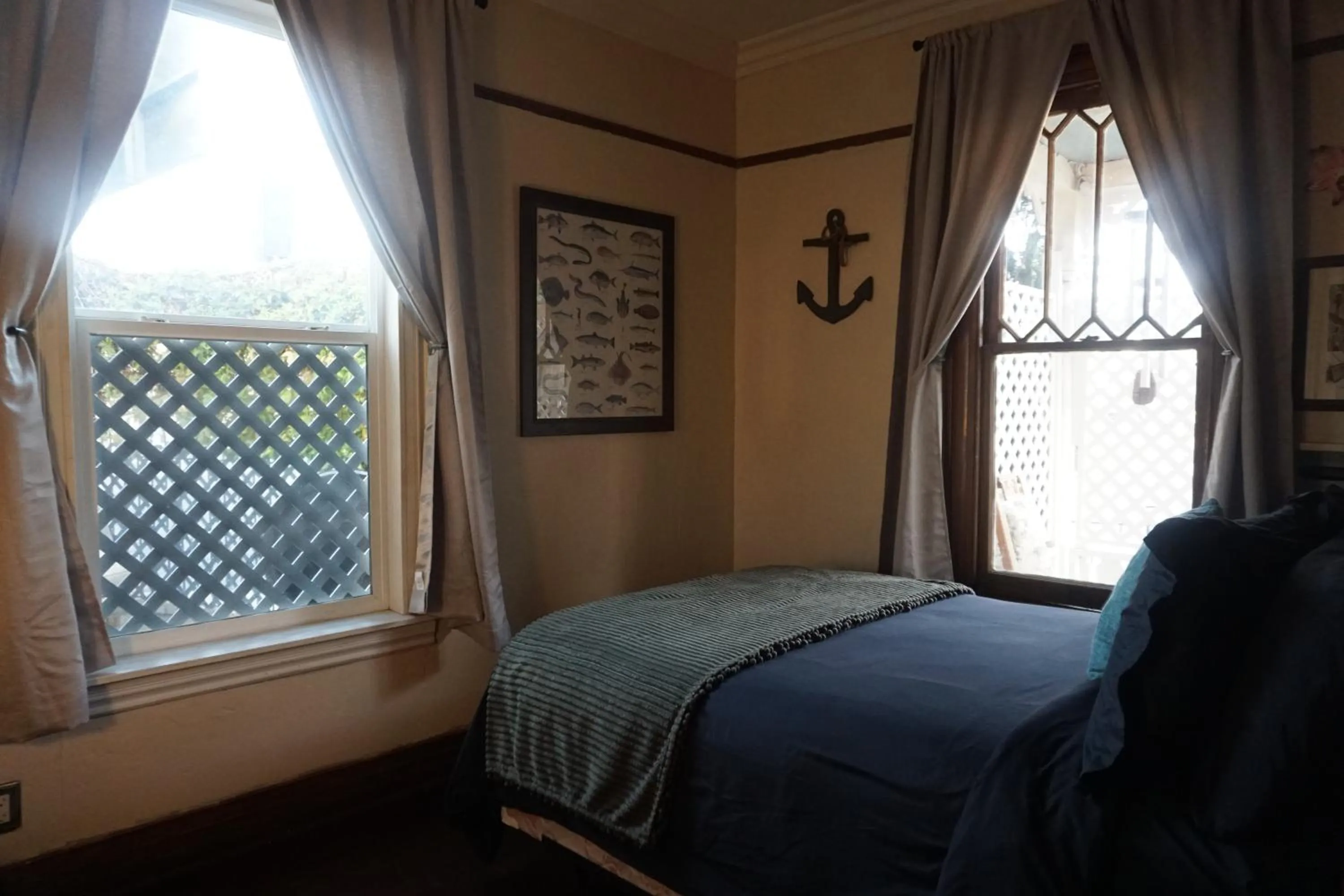 Bedroom, Bed in The Rosemary