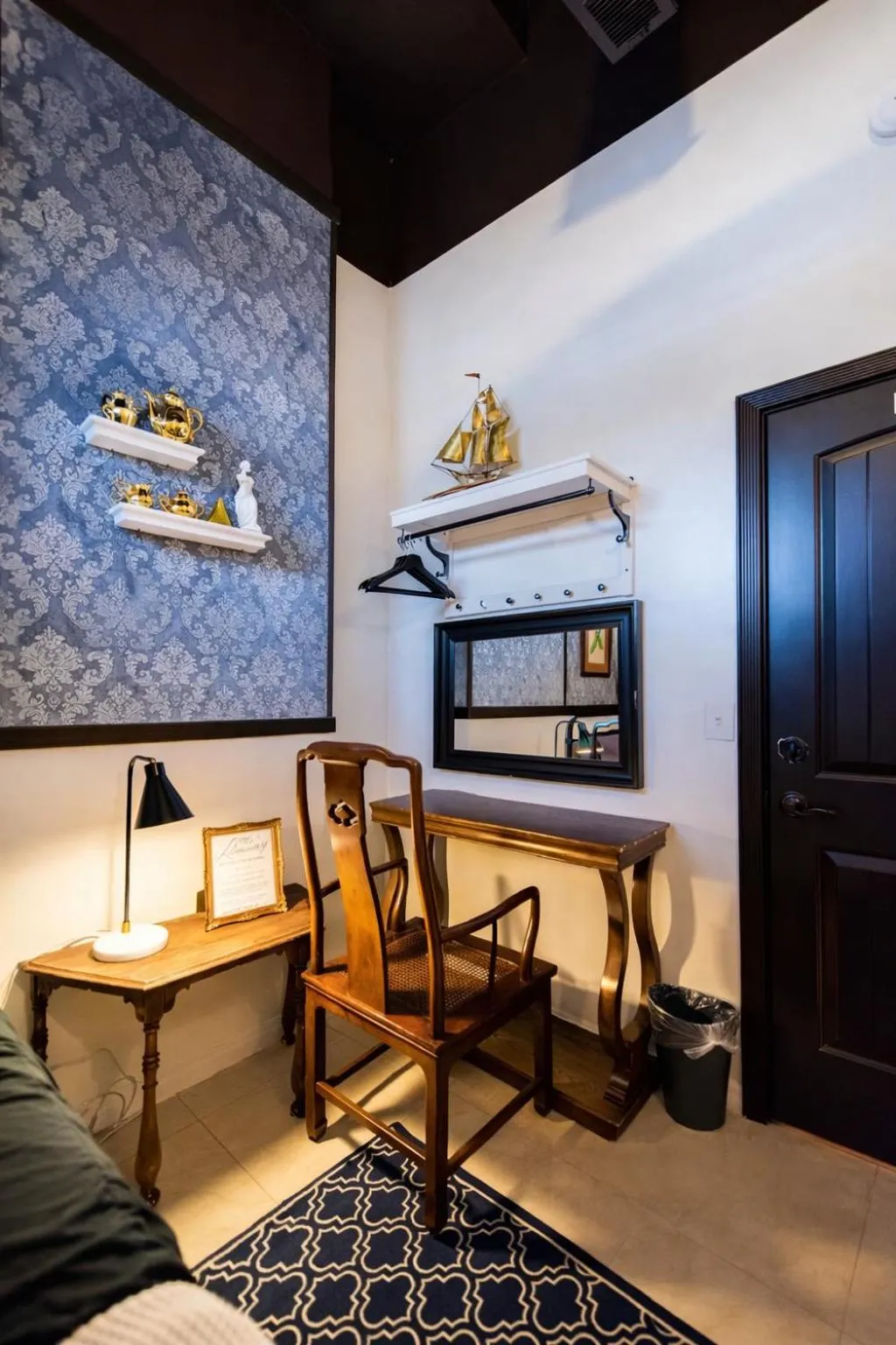 Bedroom, Bed in The Rosemary