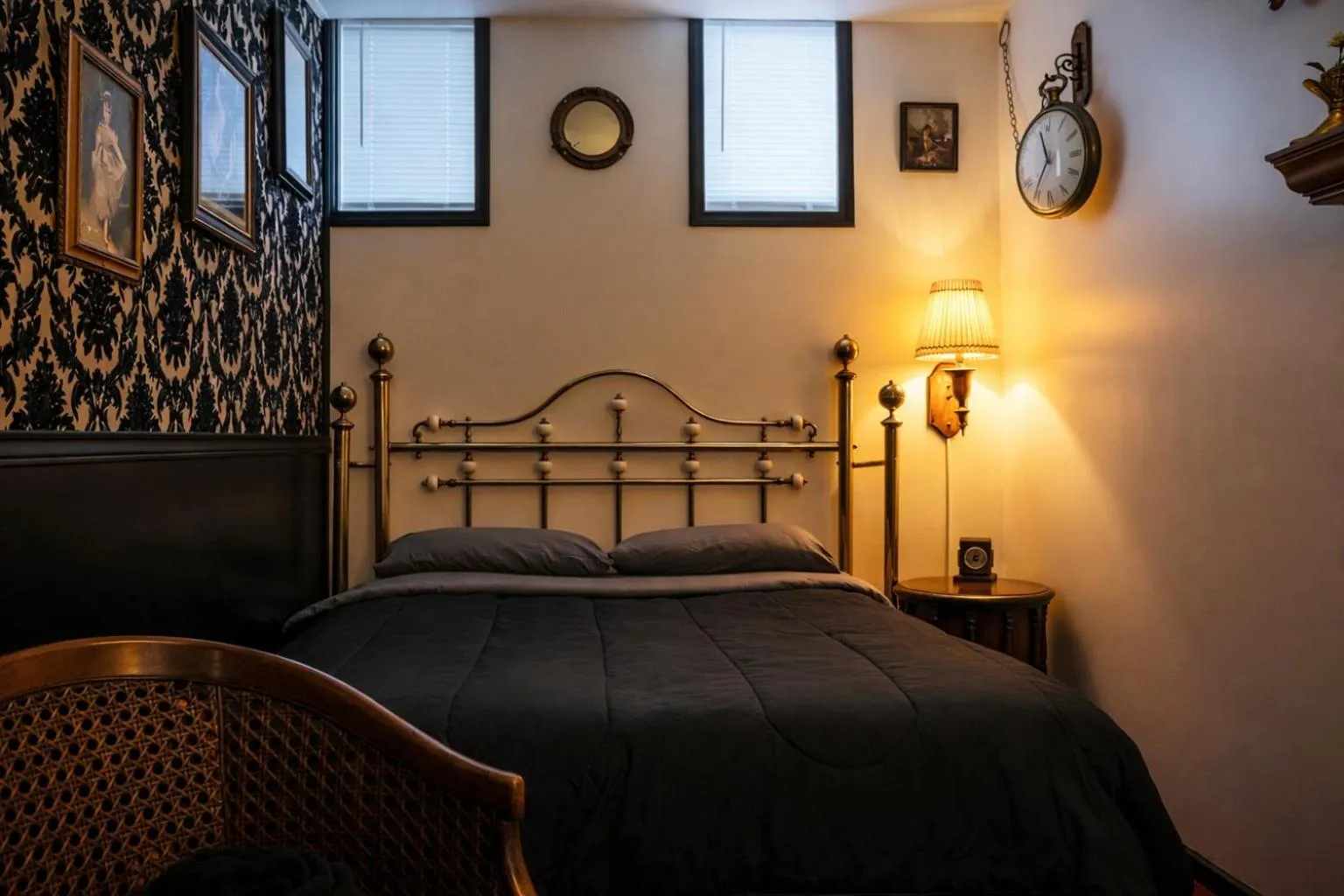 Bedroom, Bed in The Rosemary