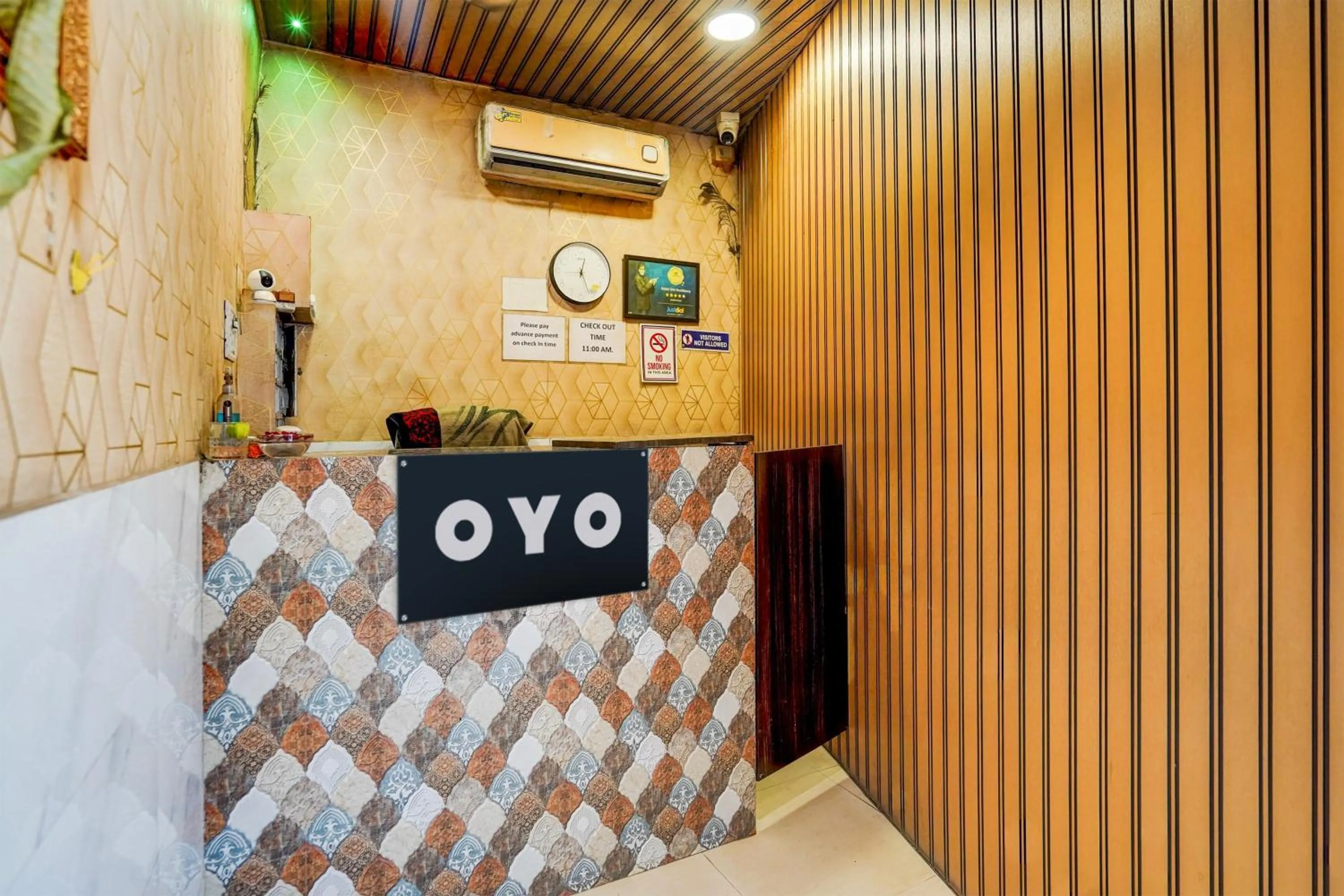 Lobby or reception in Hotel O The Om Sai Residency