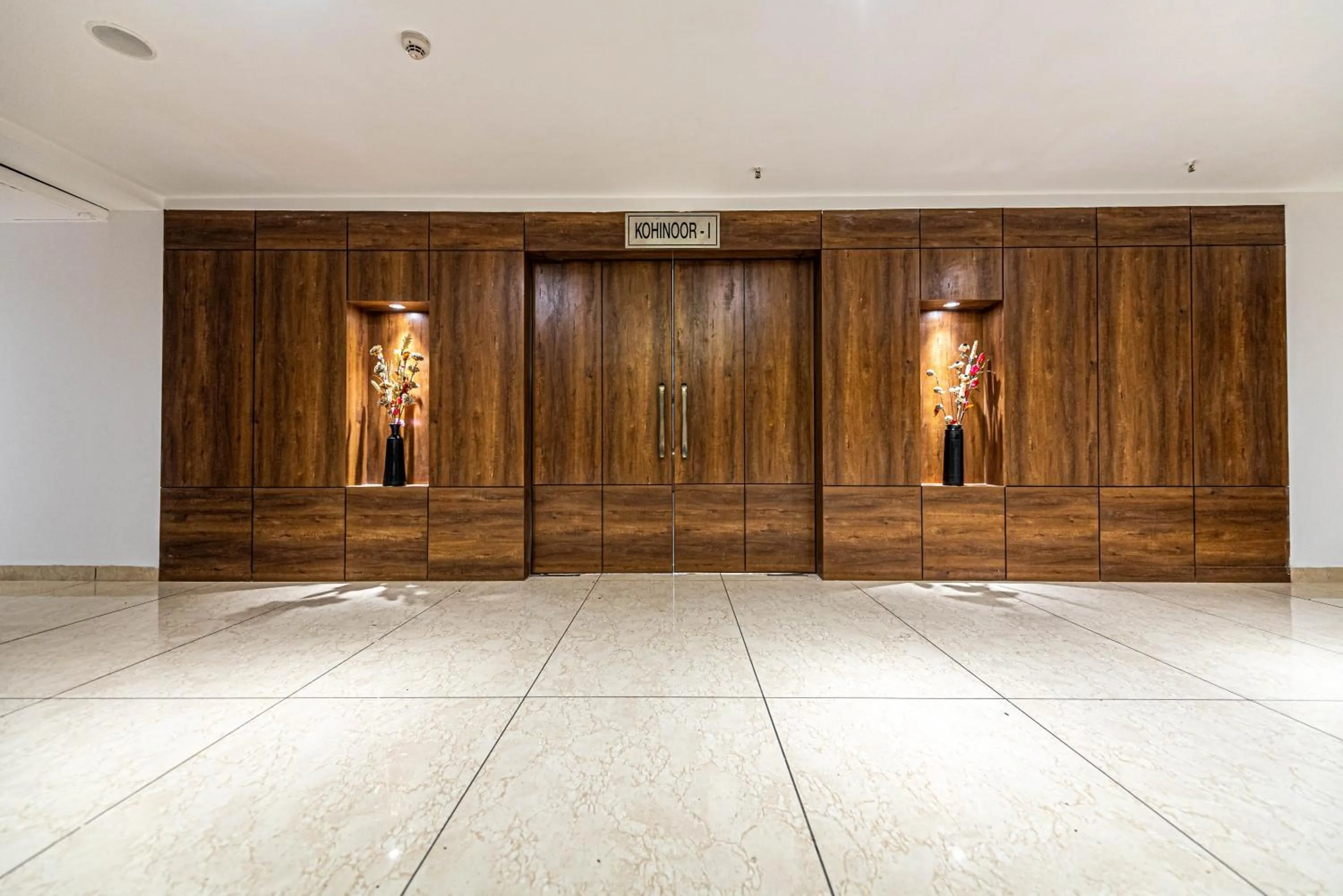 Facade/entrance in The Elite Lucknow Convention Hotel