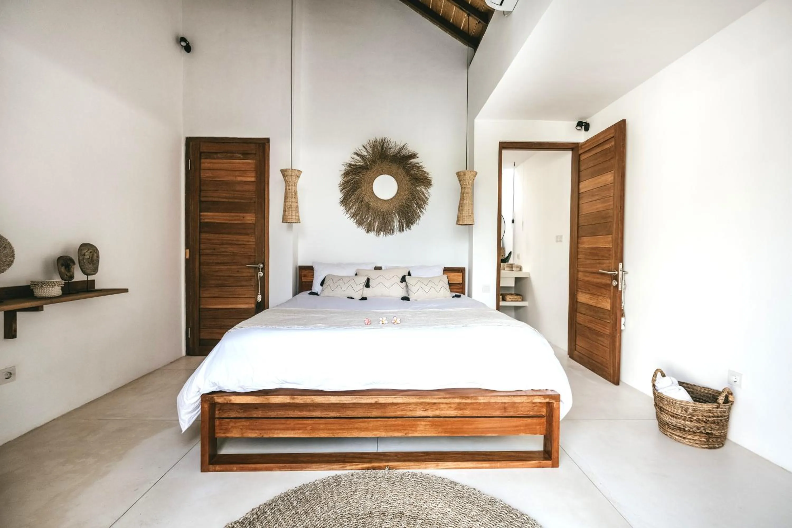 Bed in MODJO Villas Bingin
