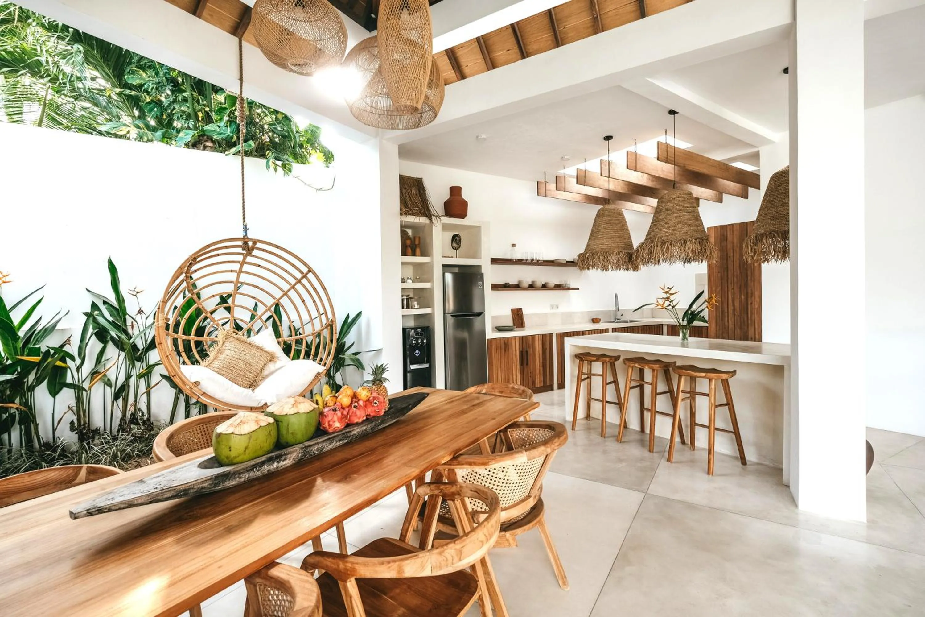 Dining area in MODJO Villas Bingin