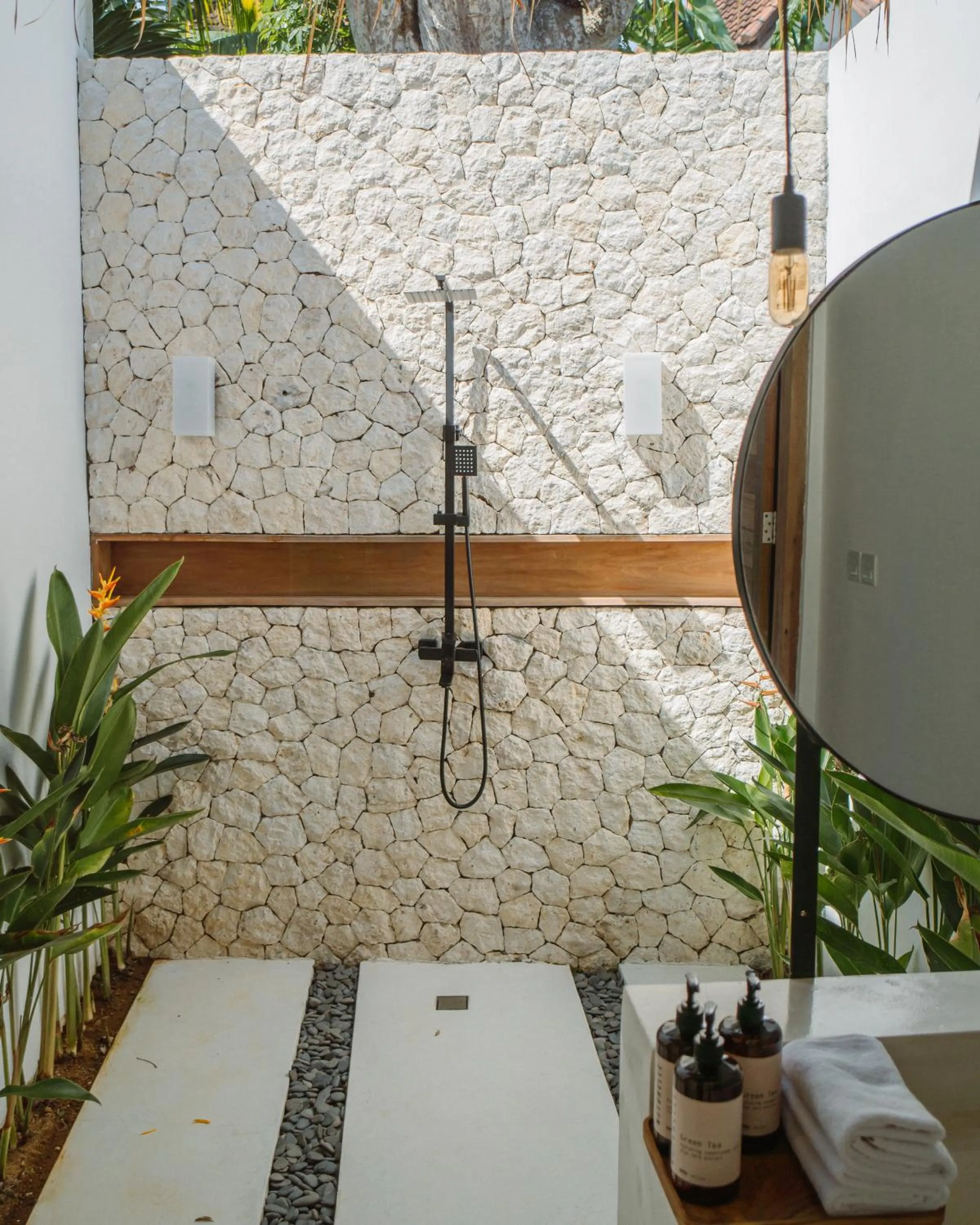 Shower in MODJO Villas Bingin