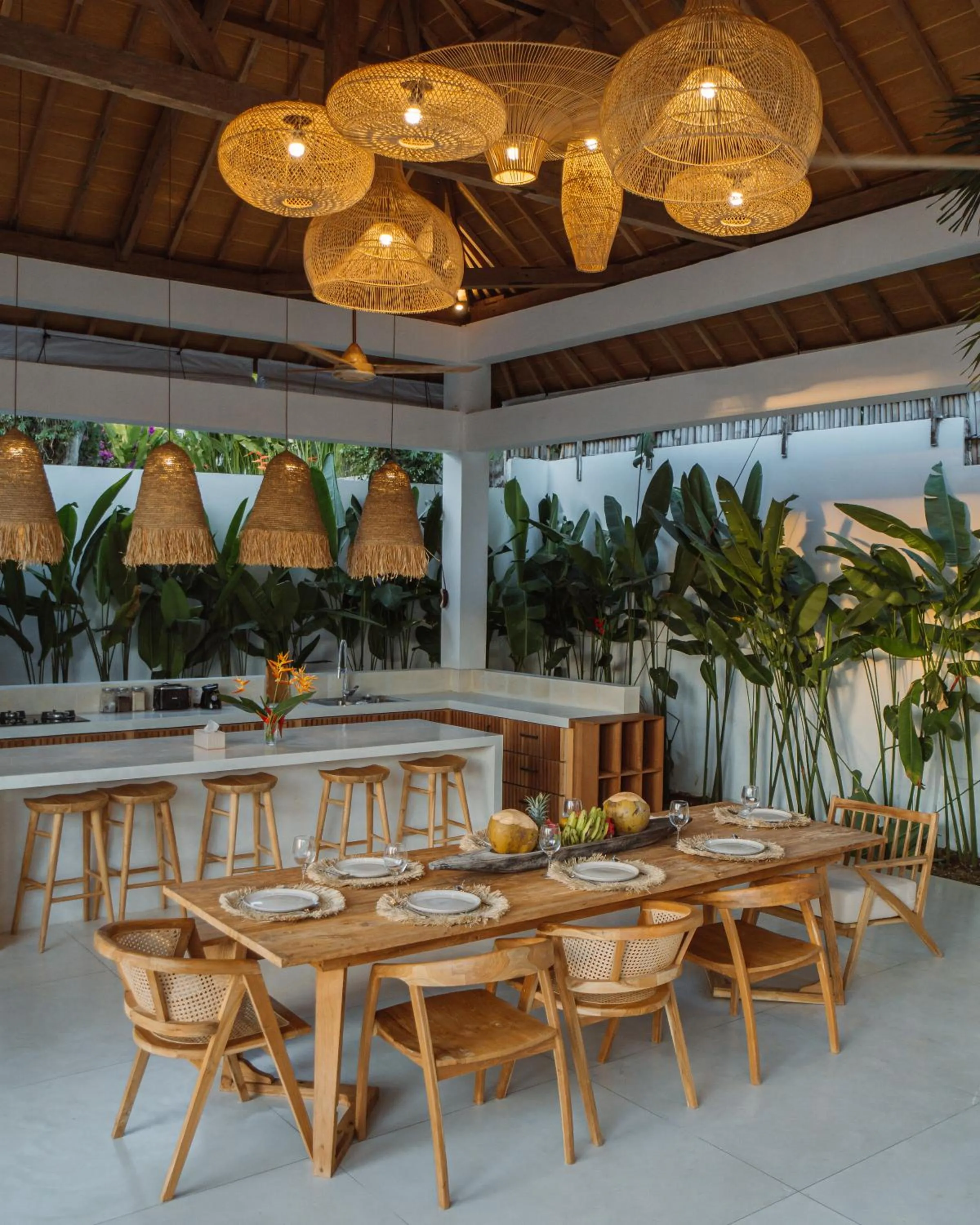 Dining area in MODJO Villas Bingin