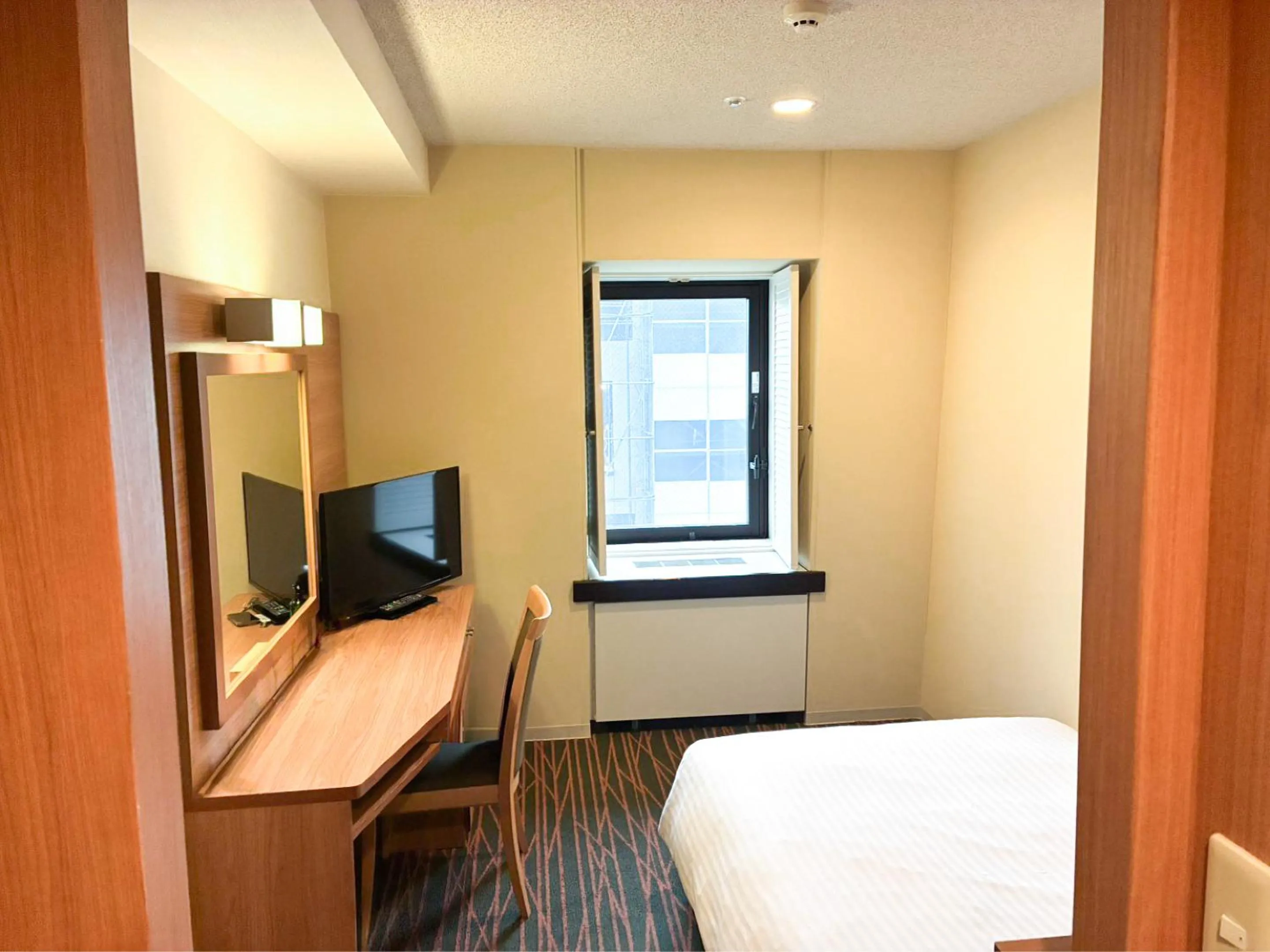 Bed in Hotel Abest Sapporo