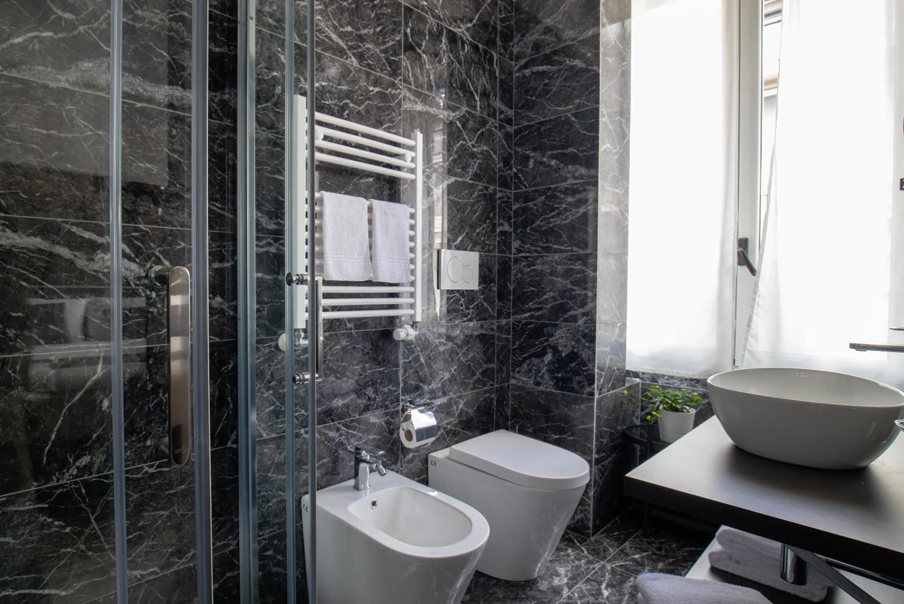 Bathroom in Aiello Hotels - Centrale