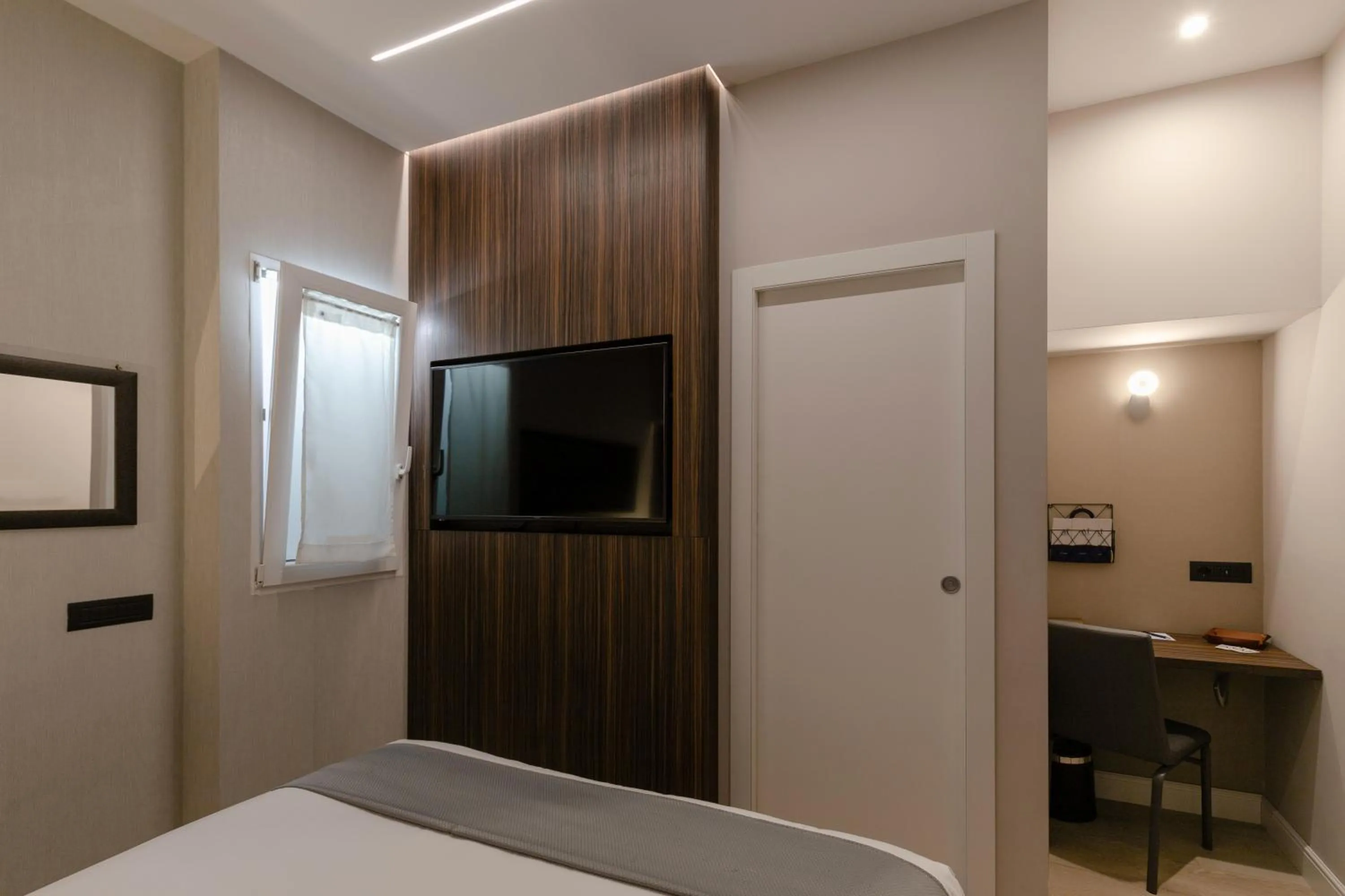 Bedroom, Bed in Aiello Hotels - Centrale