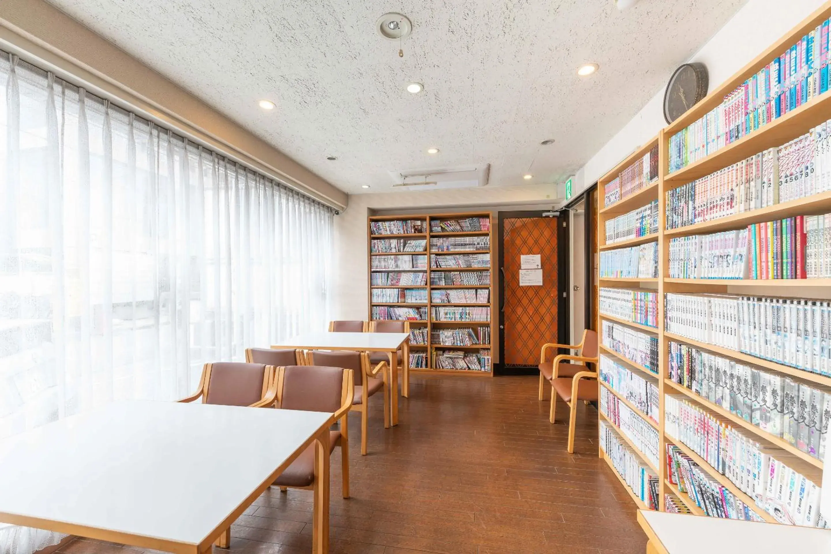 Library in Tabist Hotel Diana Yachiyodai Library in Tabist Hotel Diana Yachiyodai